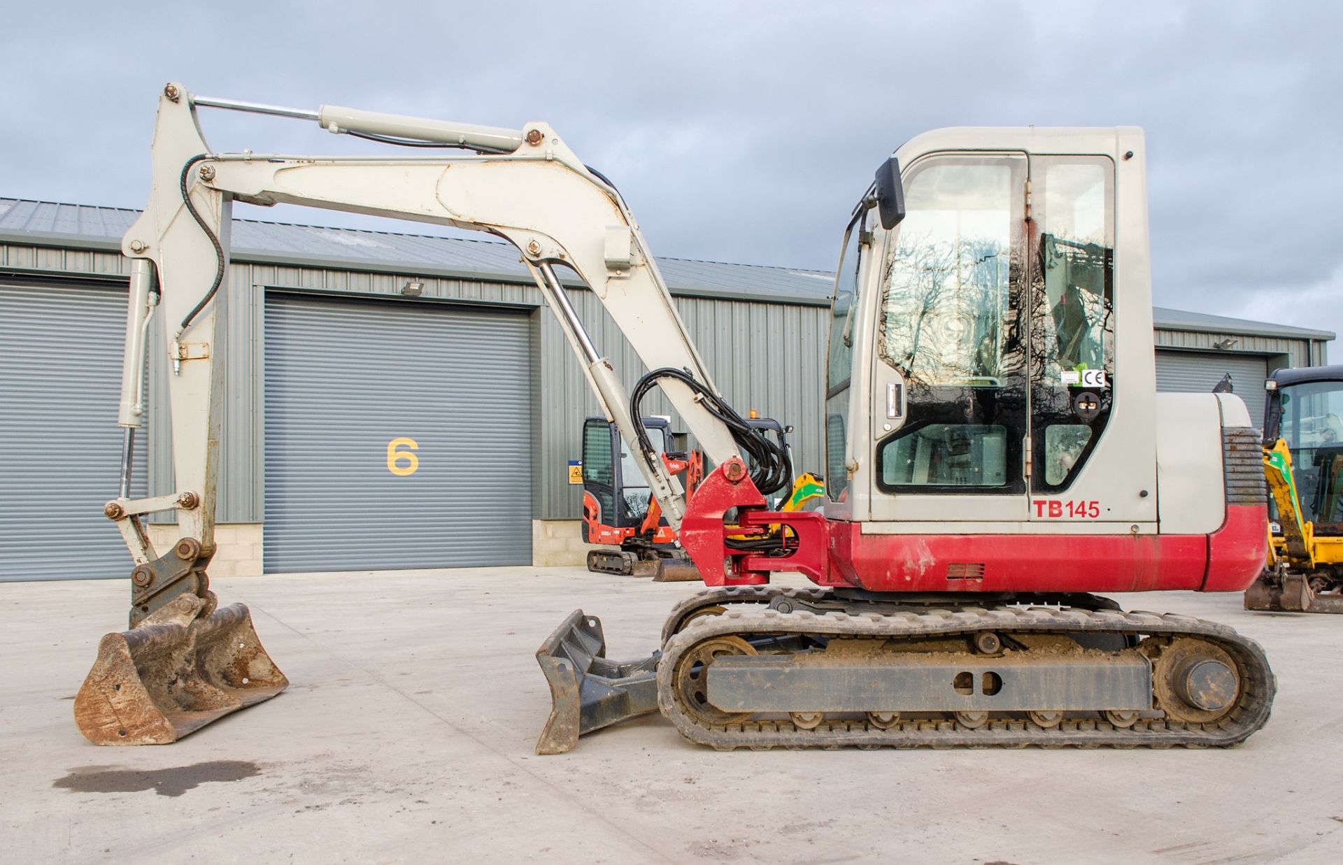 Takeuchi TB145 4.5 tonne rubber tracked excavator Year: 2003 S/N: 14512672 Recorded Hours: 8574 - Image 7 of 25