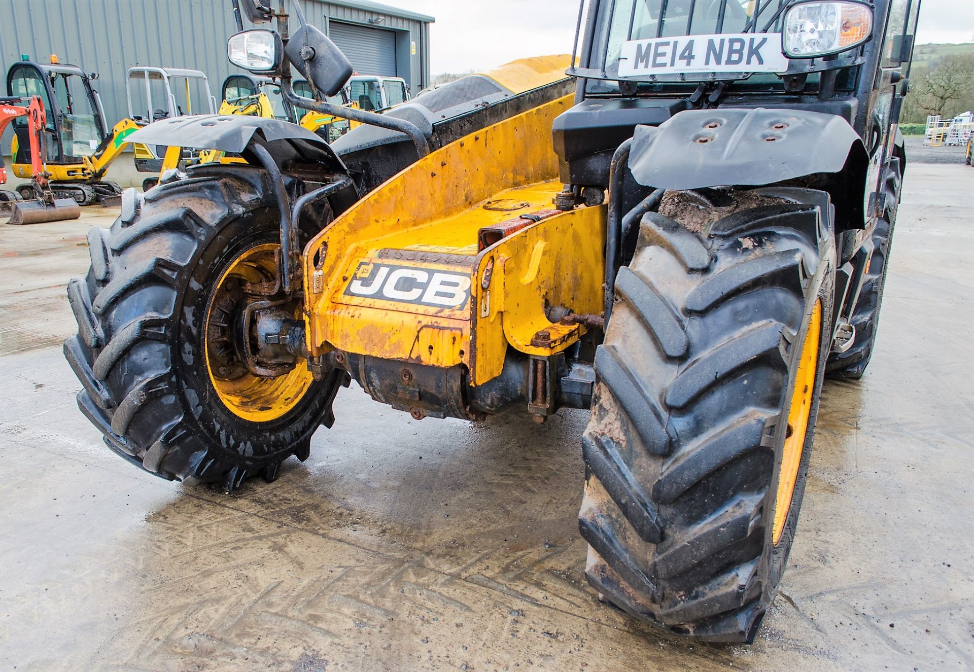 JCB 531-70 7 metre telescopic handler Year: 2014 S/N: 2339735 Recorded Hours: 2524 c/w 7ft bucket - Image 11 of 24