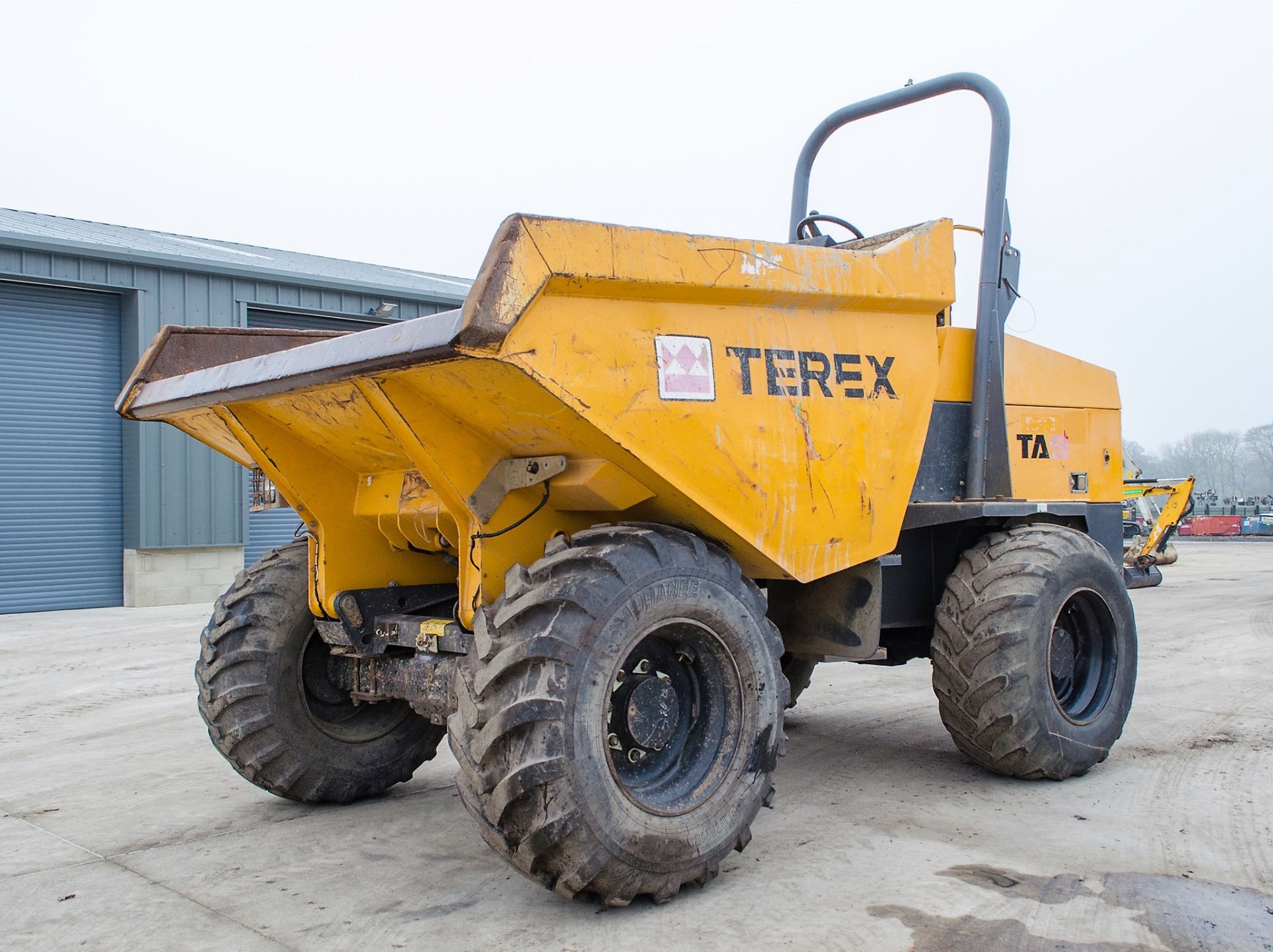 Terex TA9 9 tonne straight skip dumper Year: 2014 S/N: EE8PK5987 Recorded Hours: Not displayed (