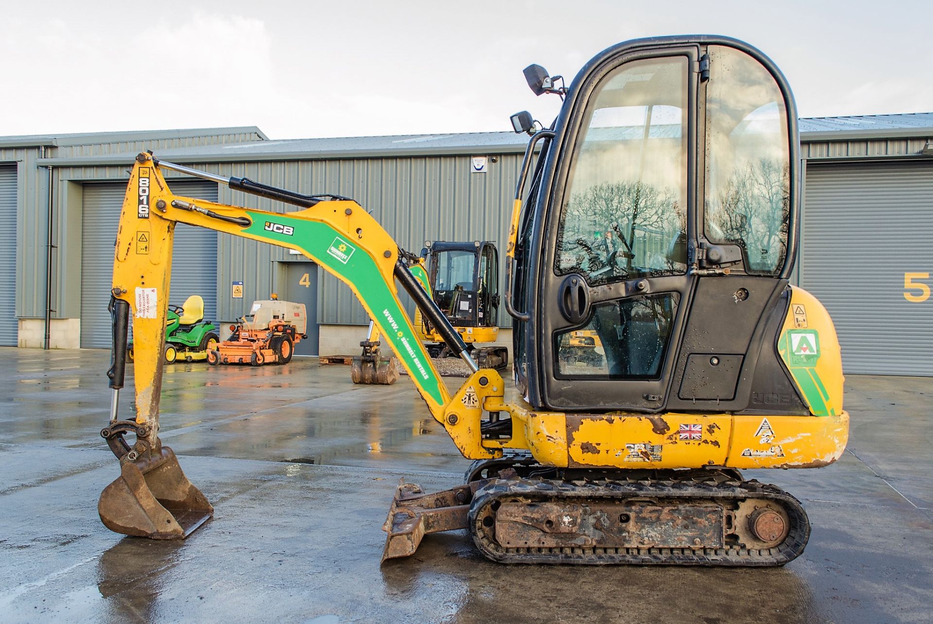 JCB 8016 1.5 tonne rubber tracked mini excavator Year: 2014 S/N: 2071571 Recorded Hours: 2133 blade, - Image 7 of 21