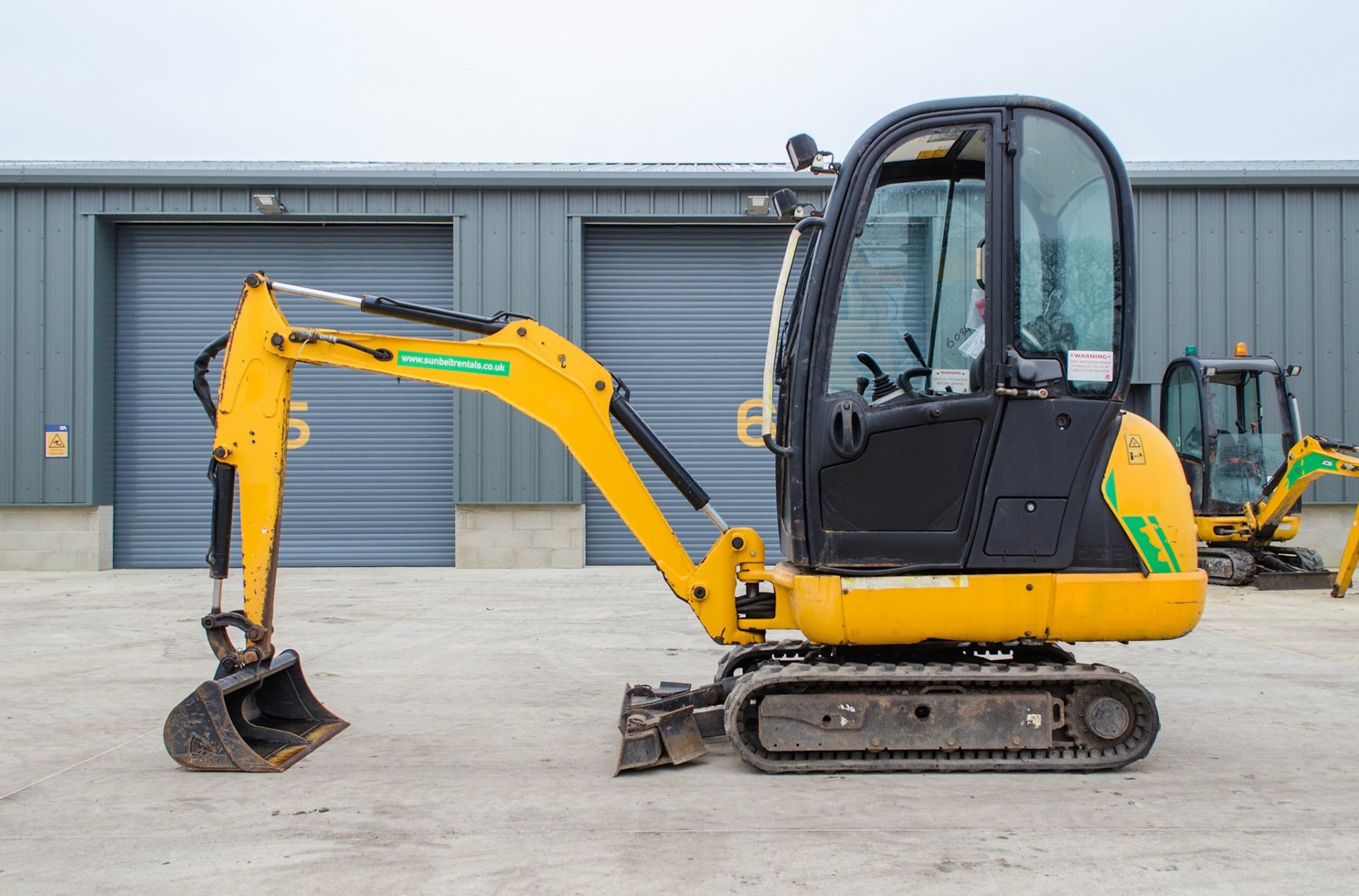 JCB 8018 1.8 tonne rubber tracked mini excavator Year: 2013 S/N: 2074806 Recorded Hours: 1604 blade, - Image 7 of 21