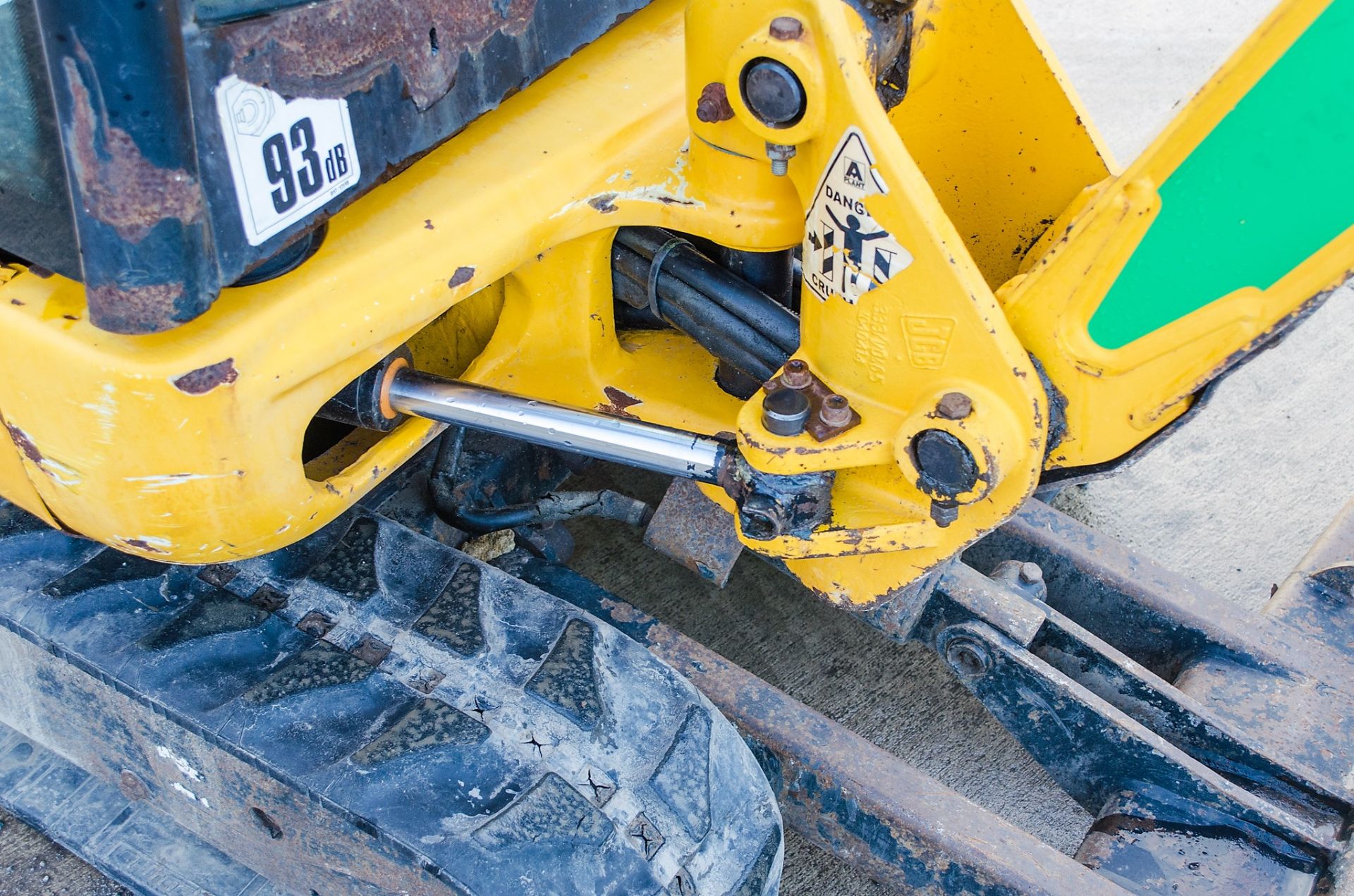 JCB 8016 1.5 tonne rubber tracked mini excavator Year: 2014 S/N: 2071655 Recorded Hours: 1492 blade, - Image 14 of 21