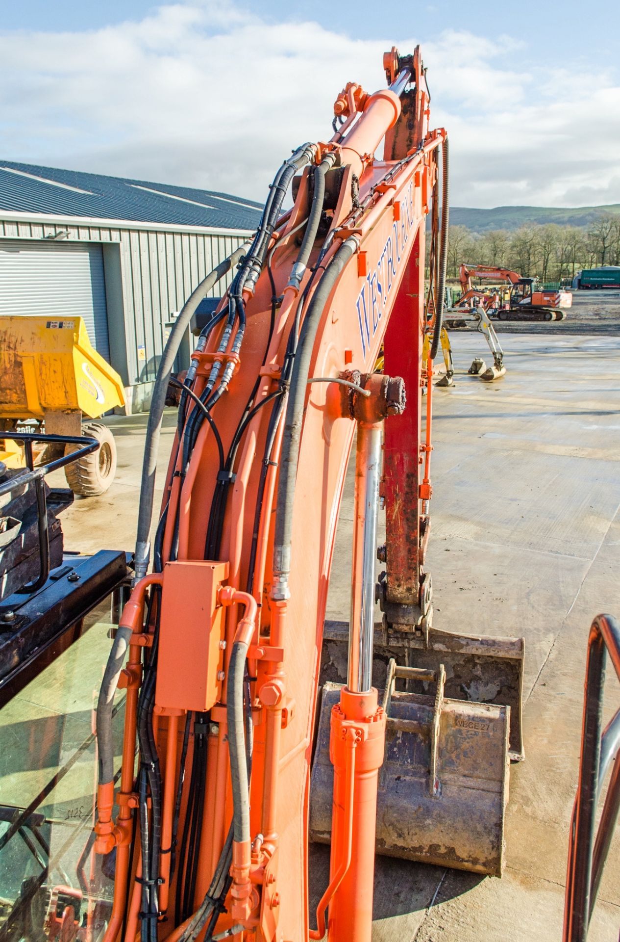 Hitachi ZX 130 LCN-5B 14 tonne steel tracked excavator Year: 2014 S/N: 91618 Recorded hours: 9054 - Image 18 of 25