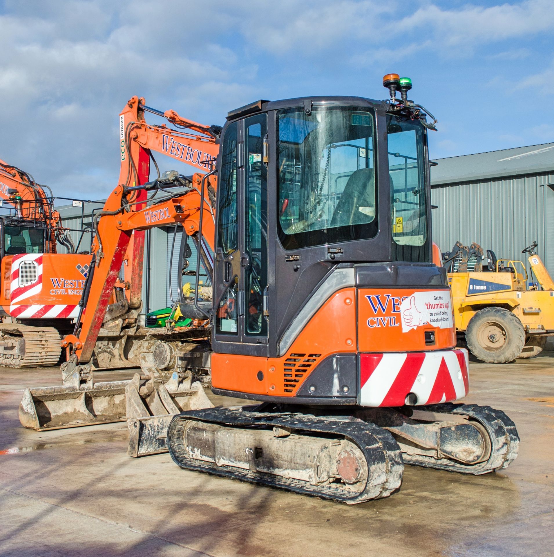 Hitachi ZX 29U-3 3 tonne rubber tracked mini excavator Year: 2013 S/N: 21228 Recorded hours: 5284 - Image 3 of 25