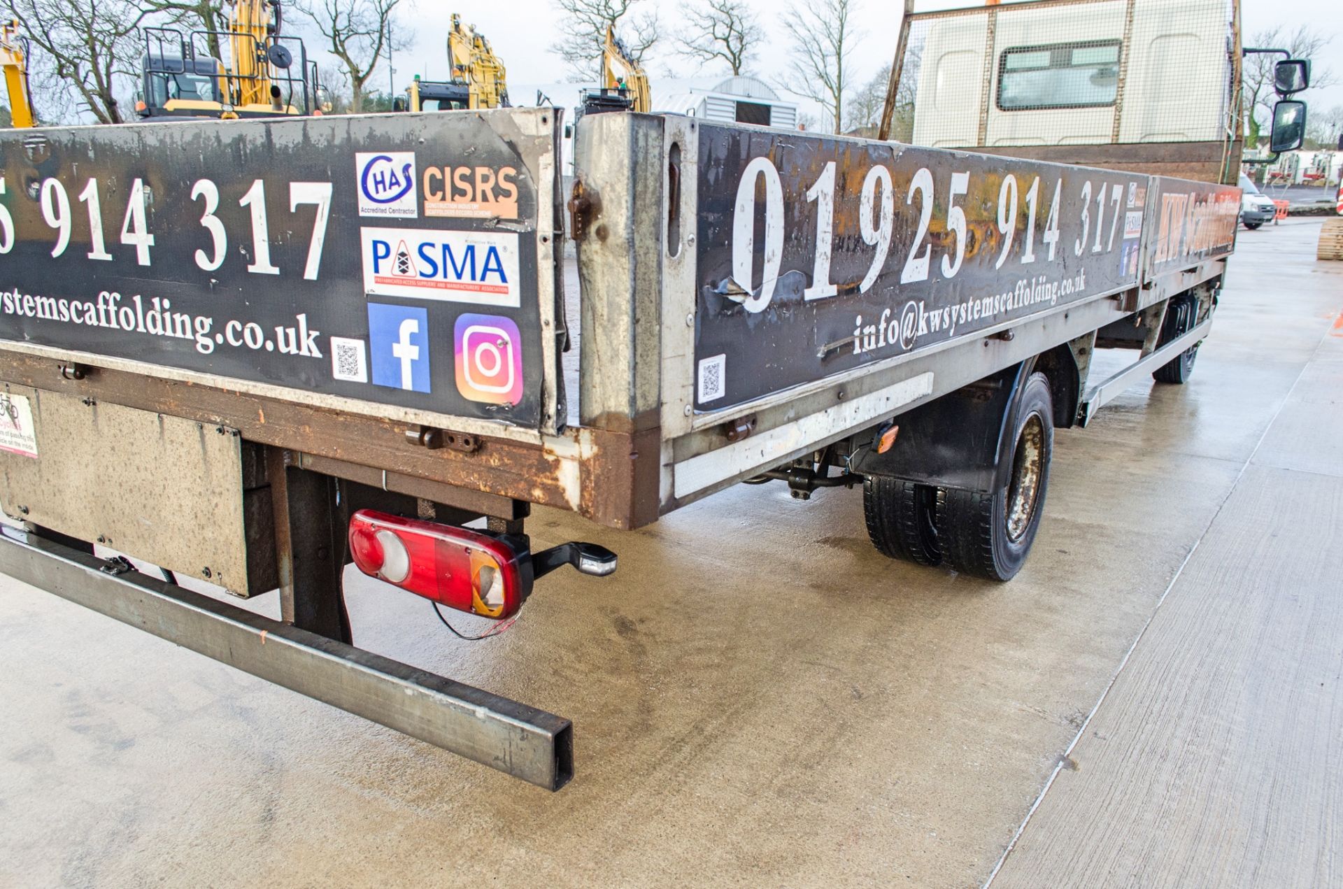 DAF FA LF45.160 08 E 7.5 tonne flat bed lorry Registration Number: YJ59 DCO Date of Registration: - Image 12 of 24