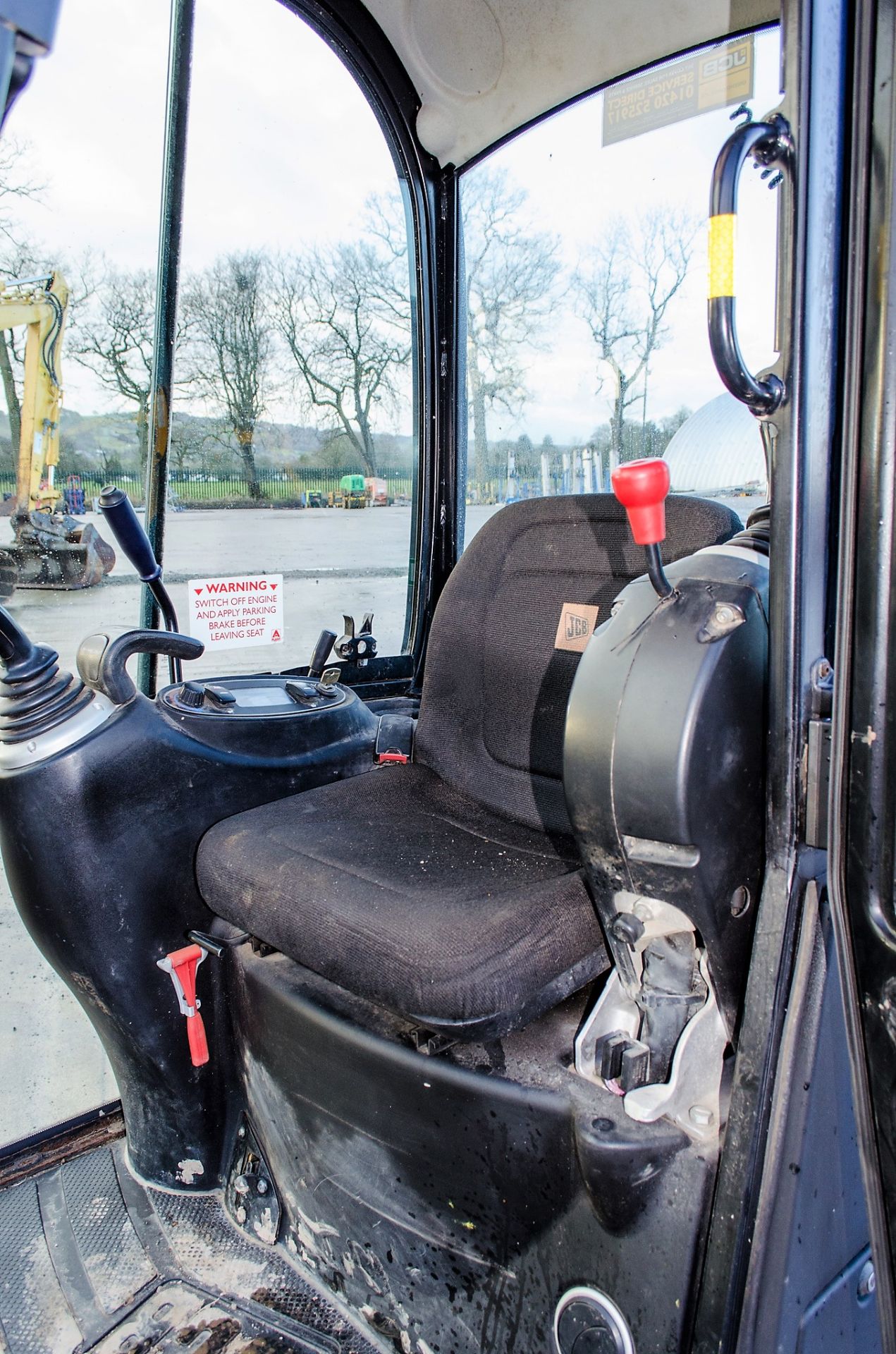 JCB 8016 1.5 tonne rubber tracked mini excavator Year: 2014 S/N: 2071655 Recorded Hours: 1492 blade, - Image 17 of 21