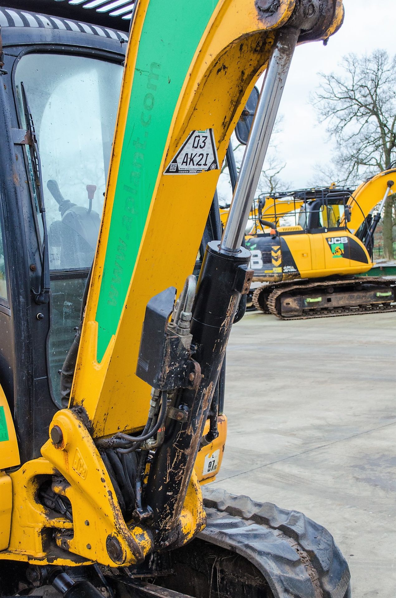 JCB 8055 ZTS 5.5 tonne rubber tracked excavator Year: 2014 S/N: 2060701 Recorded Hours: 2652 - Image 16 of 24