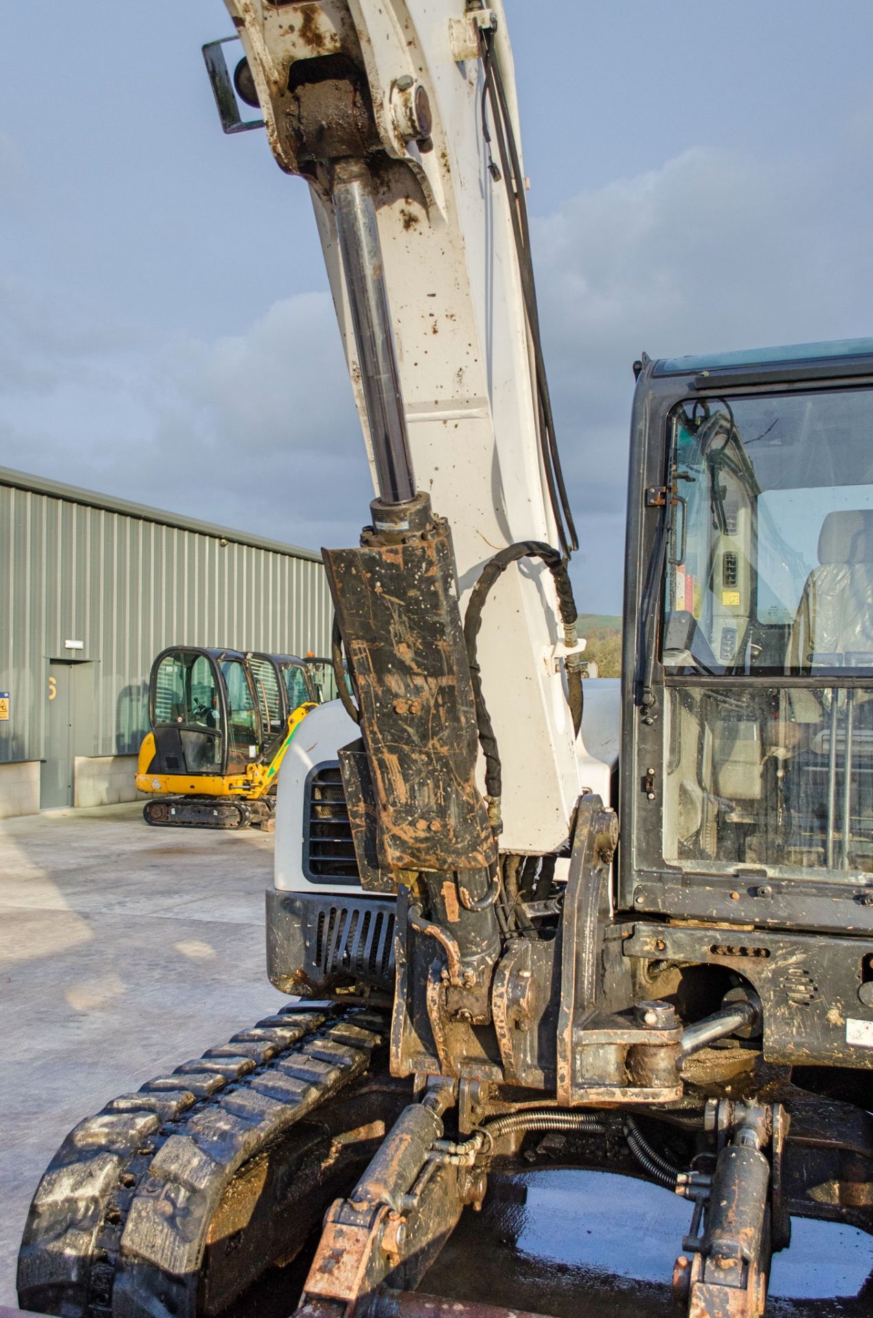 Bobcat E85 8.5 tonne rubber tracked excavator Year: 2014 S/N: 11834 Recorded Hours: Not displayed ( - Image 14 of 23