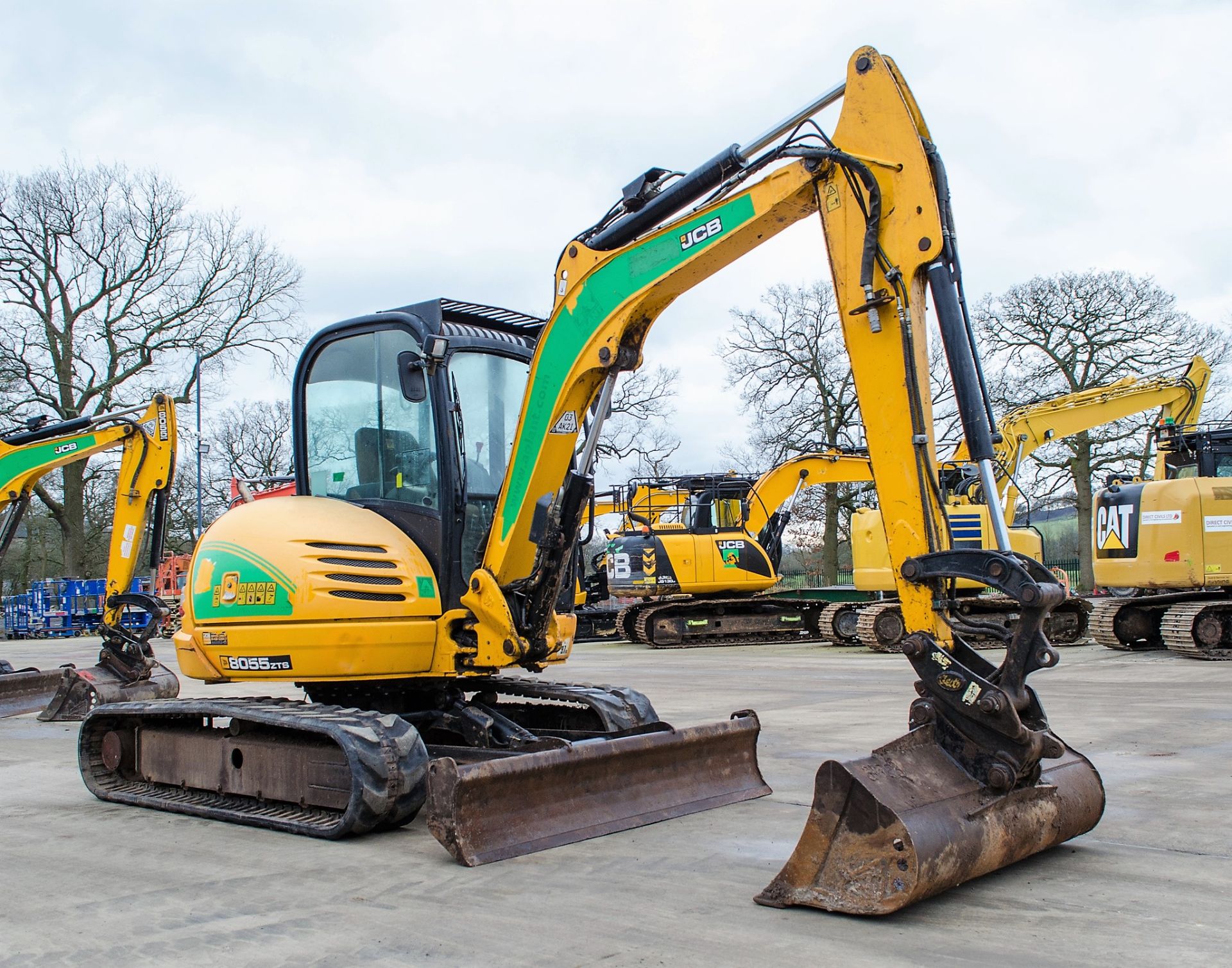 JCB 8055 ZTS 5.5 tonne rubber tracked excavator Year: 2014 S/N: 2060701 Recorded Hours: 2652 - Image 2 of 24