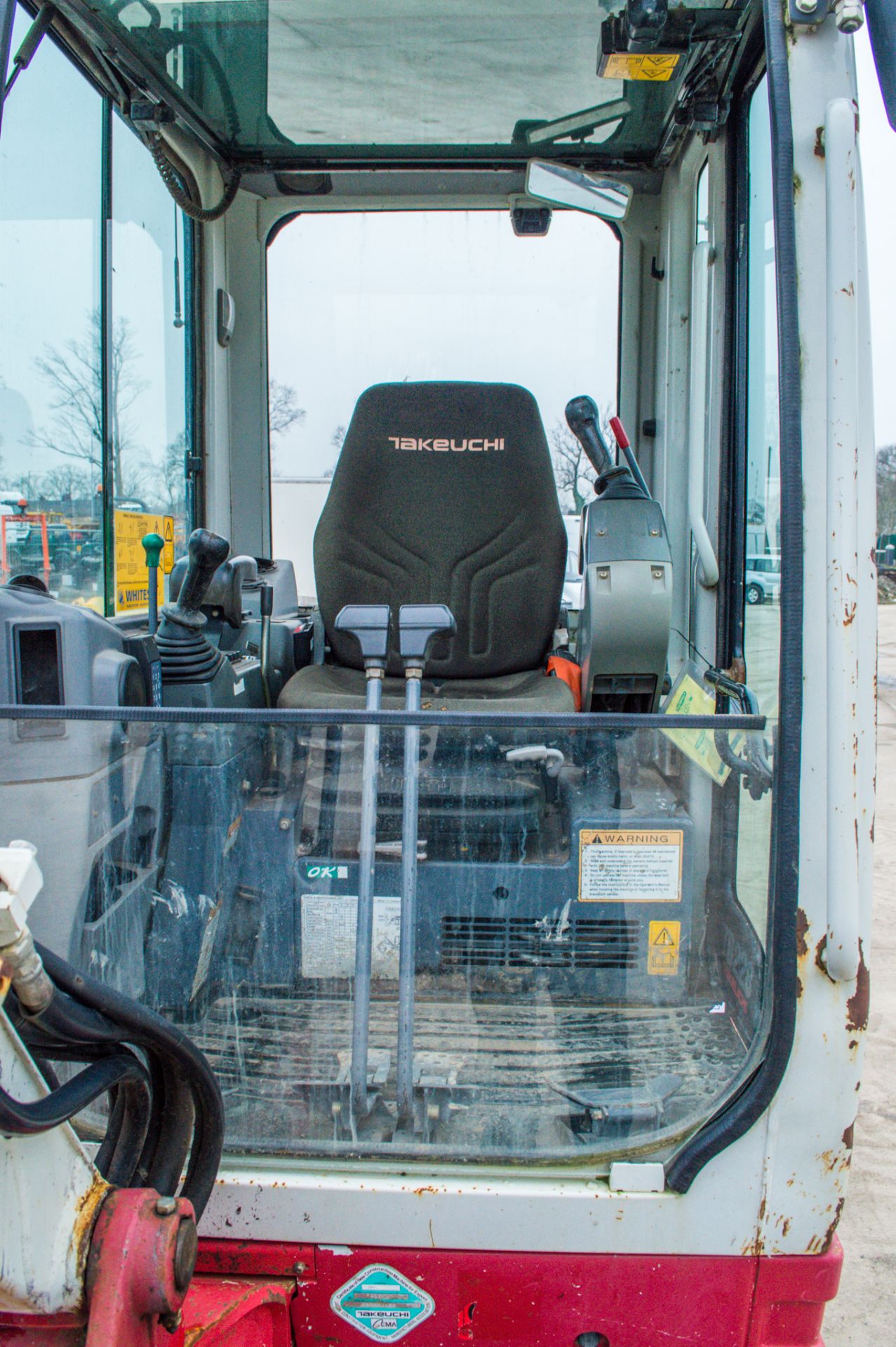 Takeuchi TB228 2.8 tonne rubber tracked excavator Year: 2015 S/N: 122804230 Recorded Hours: 3036 - Image 16 of 17