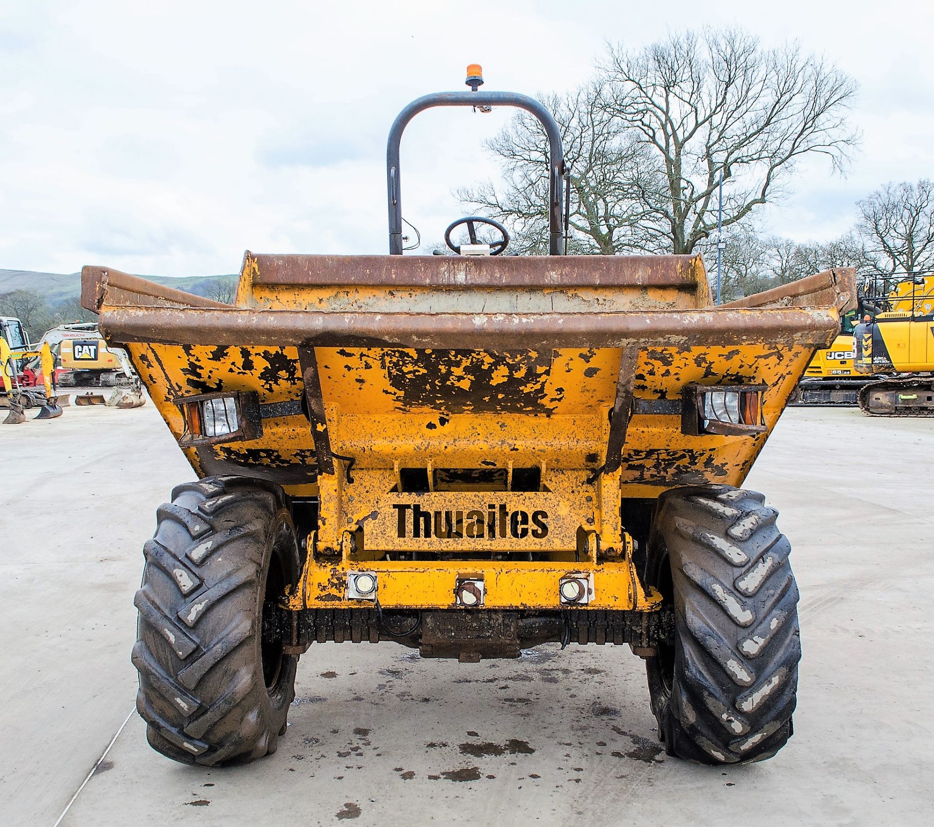 Thwaites 6 tonne straight skip dumper Year: 2010 S/N: 1007B6372 Recorded Hours: 3782 2204 - Image 5 of 20