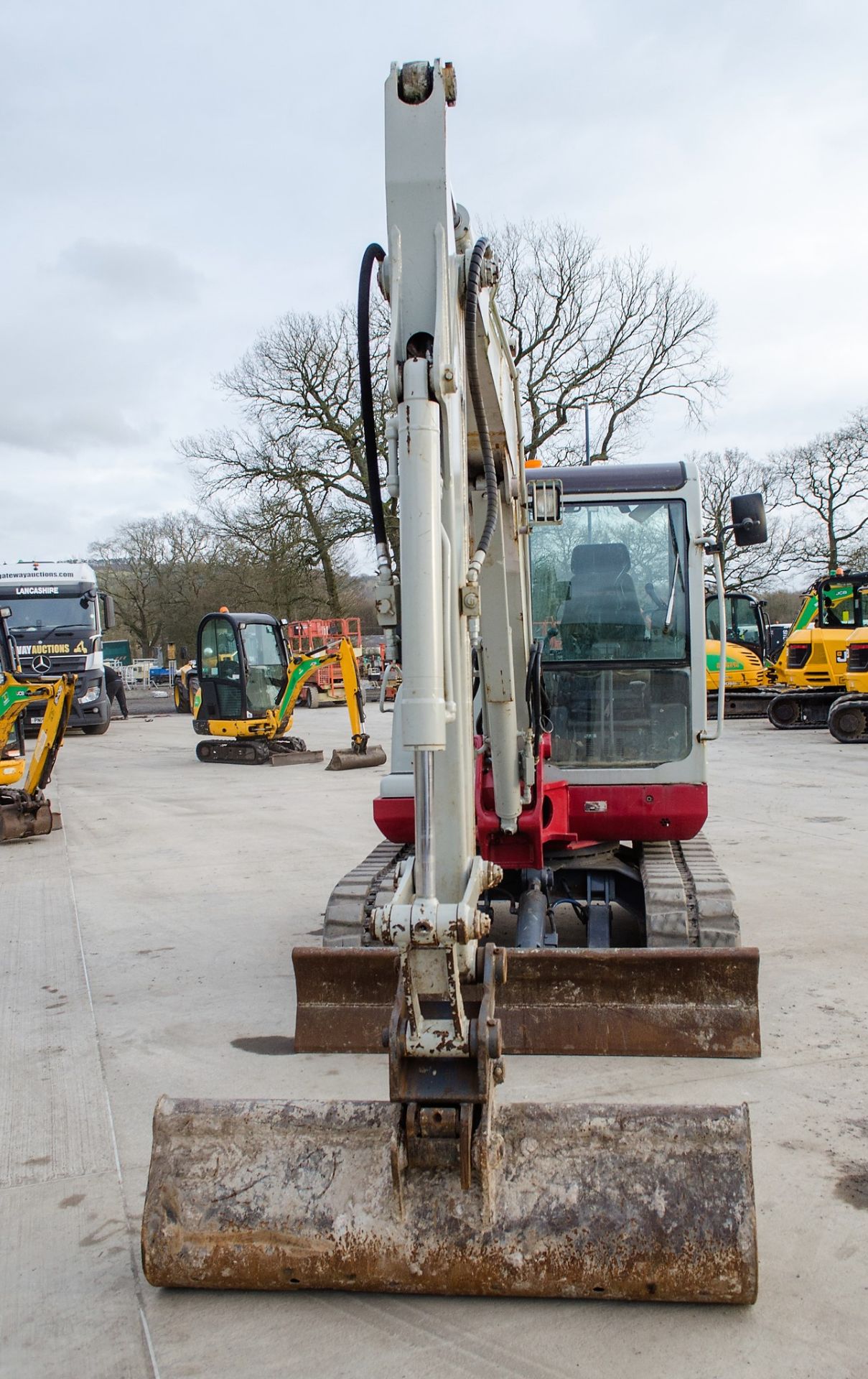 Takeuchi TB145 4.5 tonne rubber tracked excavator Year: 2003 S/N: 14512672 Recorded Hours: 8574 - Image 5 of 25