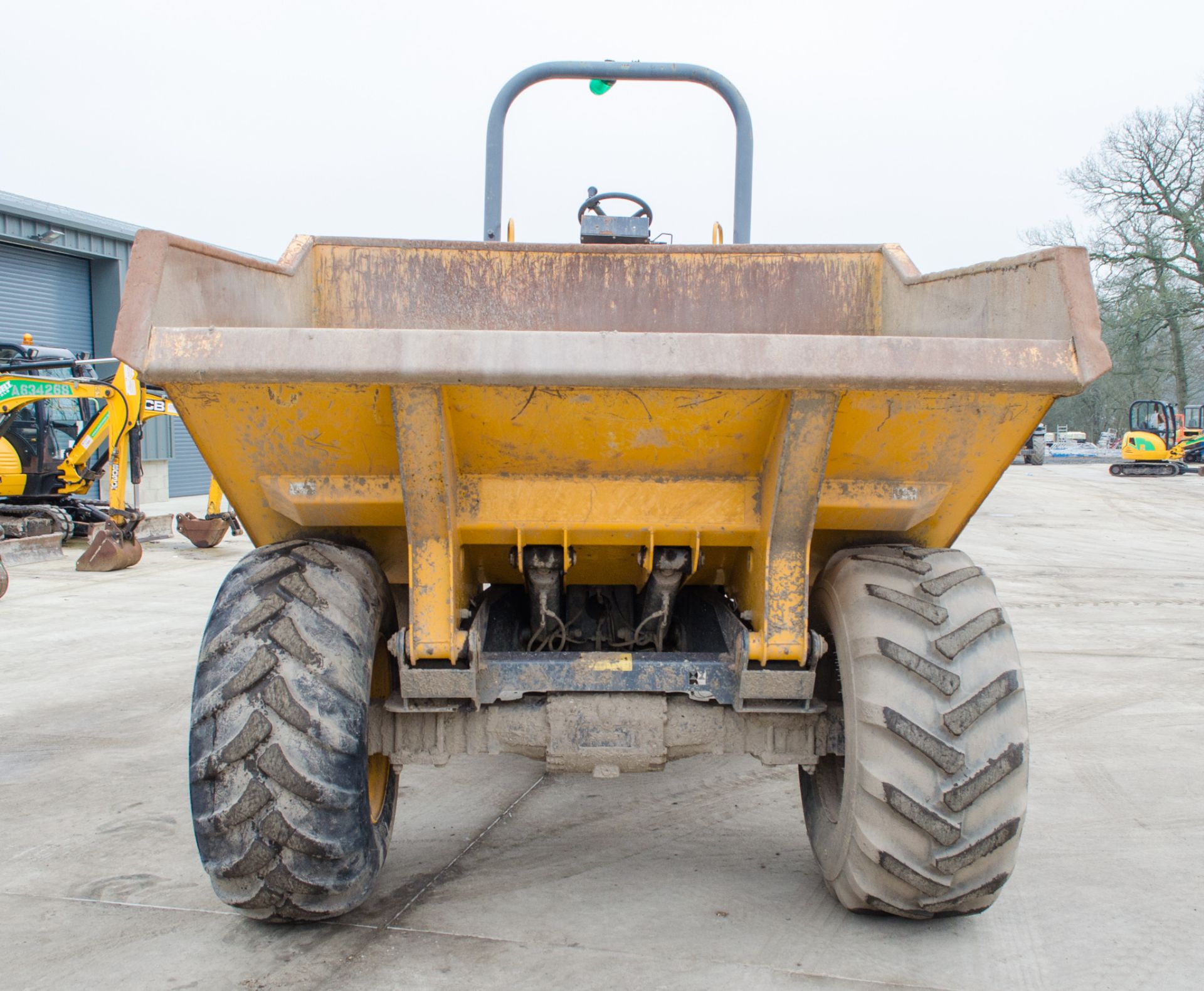 Terex TA9 9 tonne straight skip dumper Year: 2014 S/N: EE4PK5488 Recorded Hours: 2115 1857 - Image 5 of 21