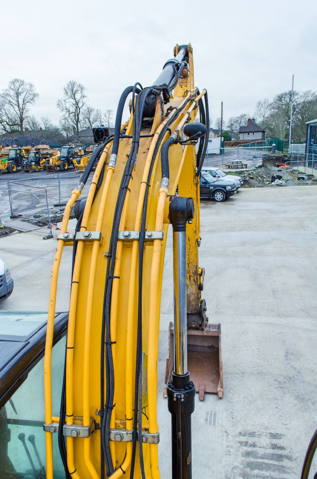 JCB JS 130 LC 13 tonne steel tracked excavator Year: 2014  S/N: 2134514 Recorded Hours: 5385 - Image 16 of 23