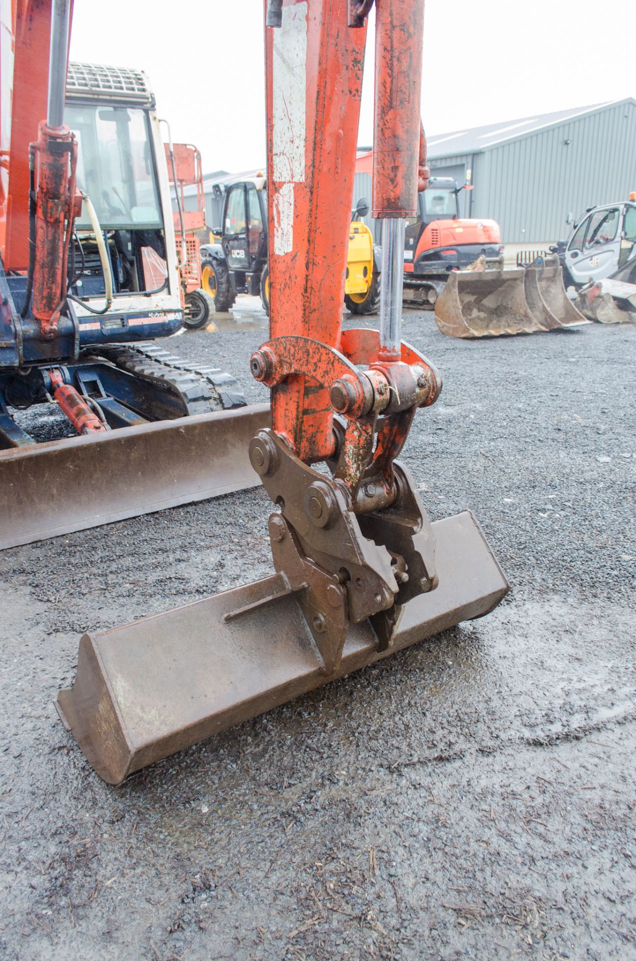 Kubota K251 7.5 tonne rubber tracked excavator Year: 2006 S/N: 80537 Recorded Hours: 3698 blade, - Image 13 of 24