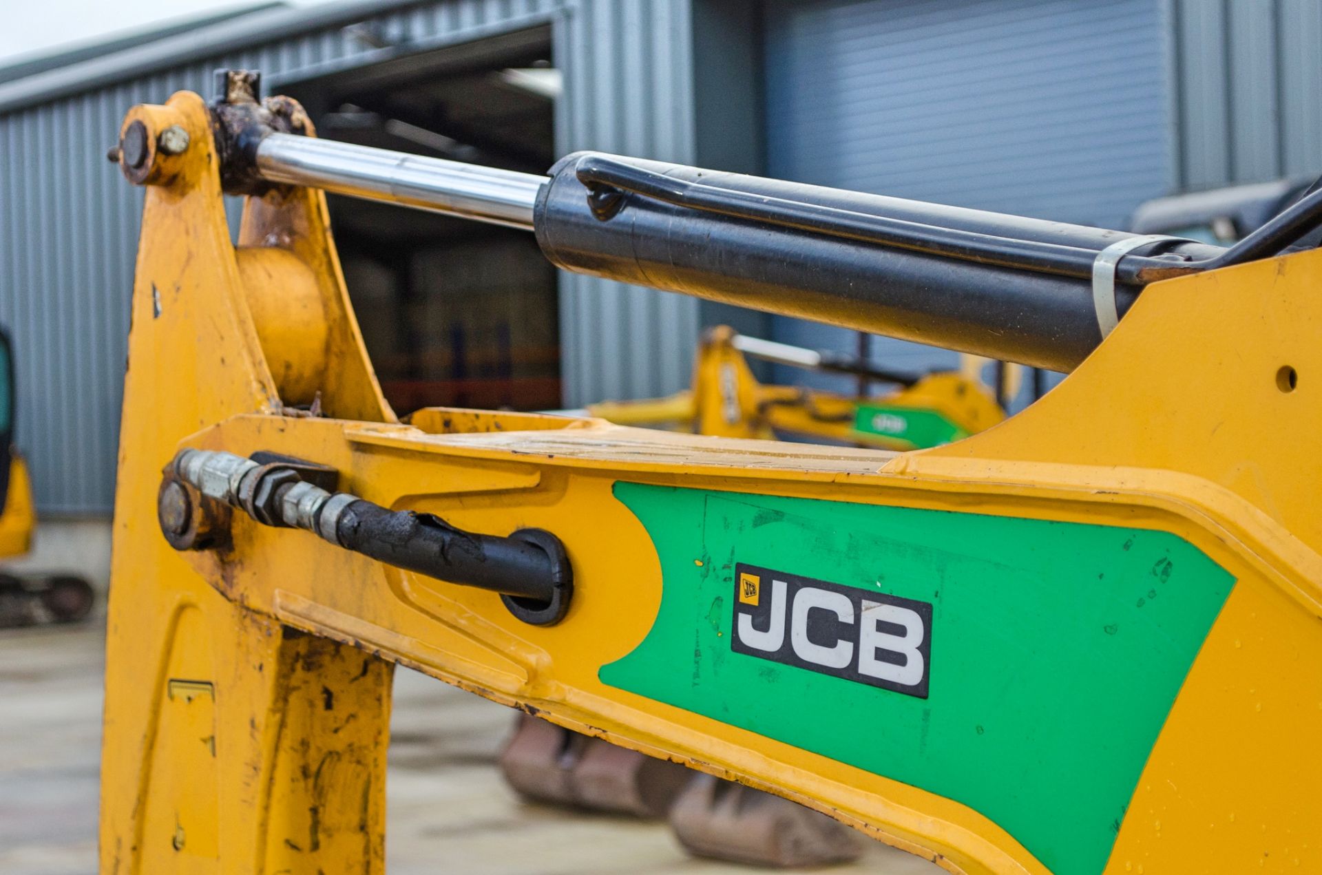 JCB 8016 1.5 tonne rubber tracked mini excavator Year: 2013 S/N: 2071485 Recorded Hours: 2396 blade, - Image 15 of 21