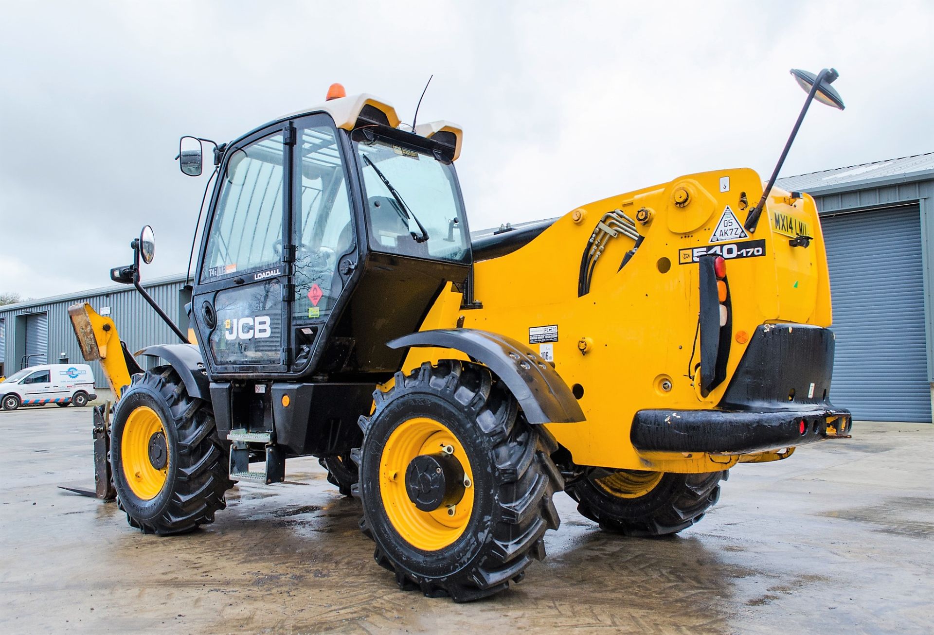 JCB 540-170 17 metre telescopic handler Year: 2014 S/N: 2341088 Recorded Hours: 5298 c/w sway - Image 4 of 22