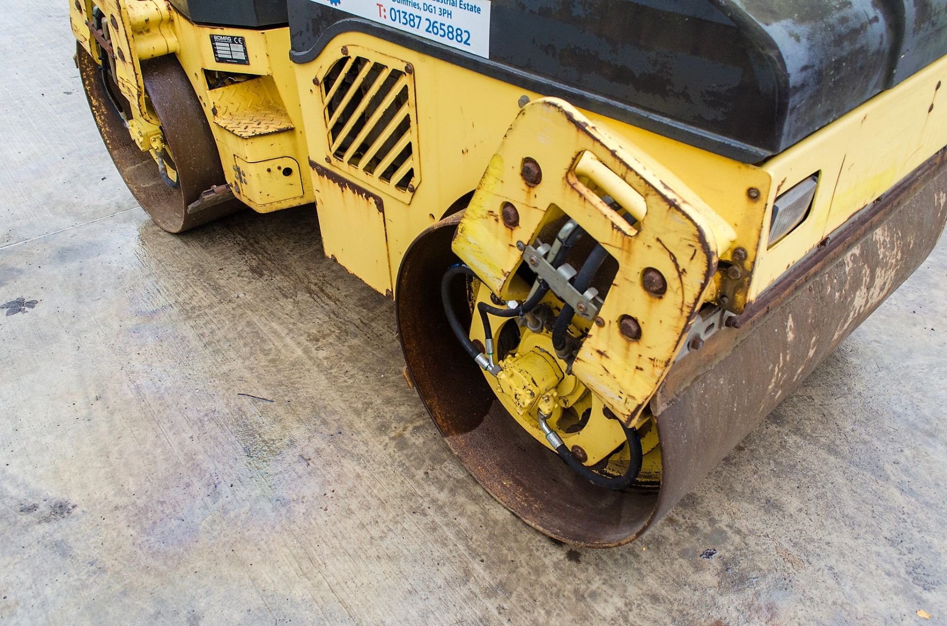 Bomag BW120 AD-4 double drum ride on roller Year: 2007 S/N: 0025150 Recorded Hours: 1692 16342 - Image 11 of 18