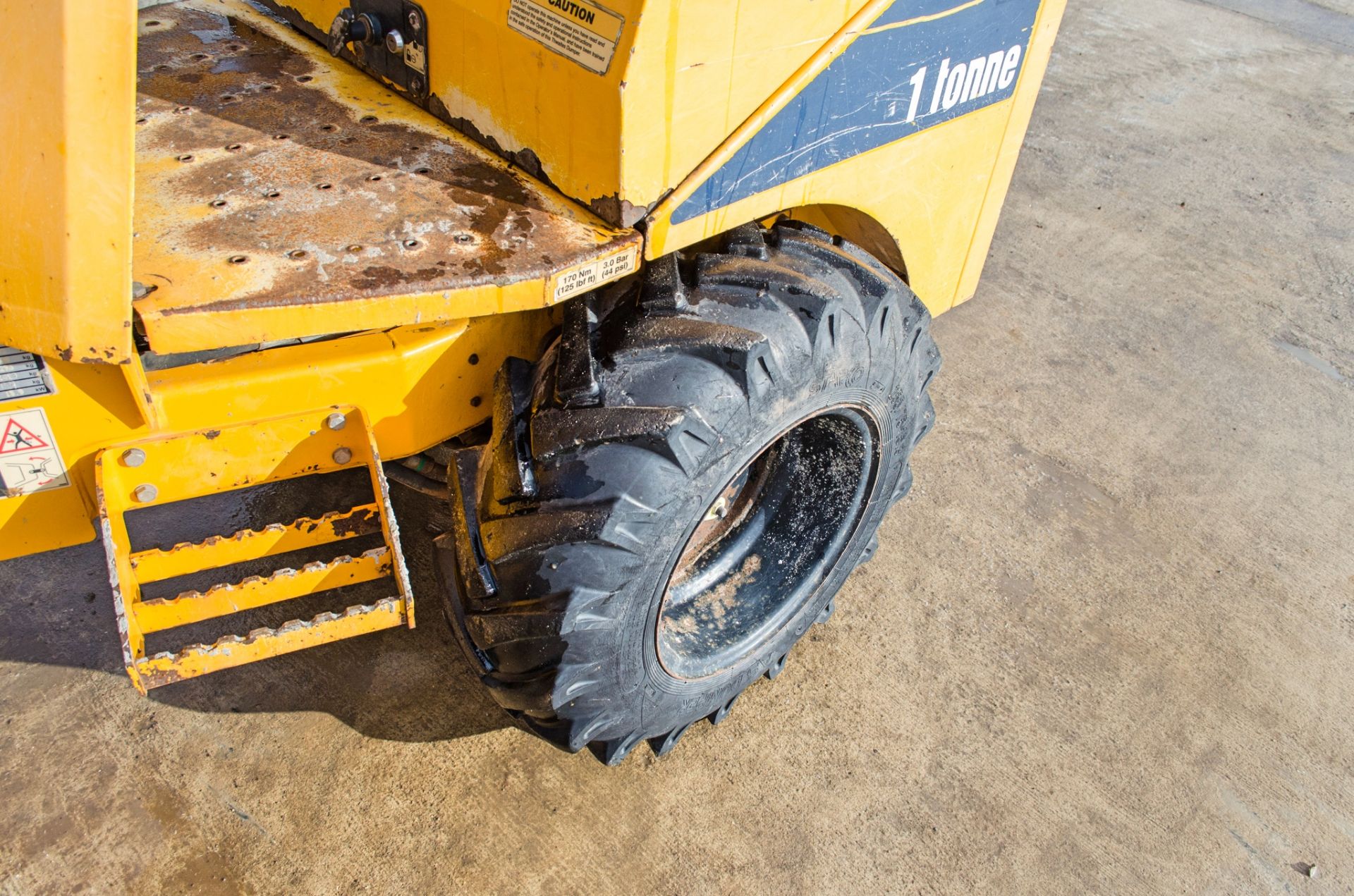 Thwaites 1 tonne hi-tip dumper Year: 2014 S/N: 17C7799 Recorded Hours: 1736 A635321 - Image 12 of 21