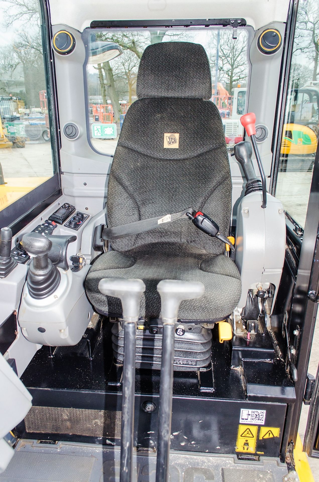 JCB 85 Z-2 Groundworker 8.5 tonne rubber tracked excavator Year: 2020 S/N: 2735673 Recorded Hours: - Image 24 of 29