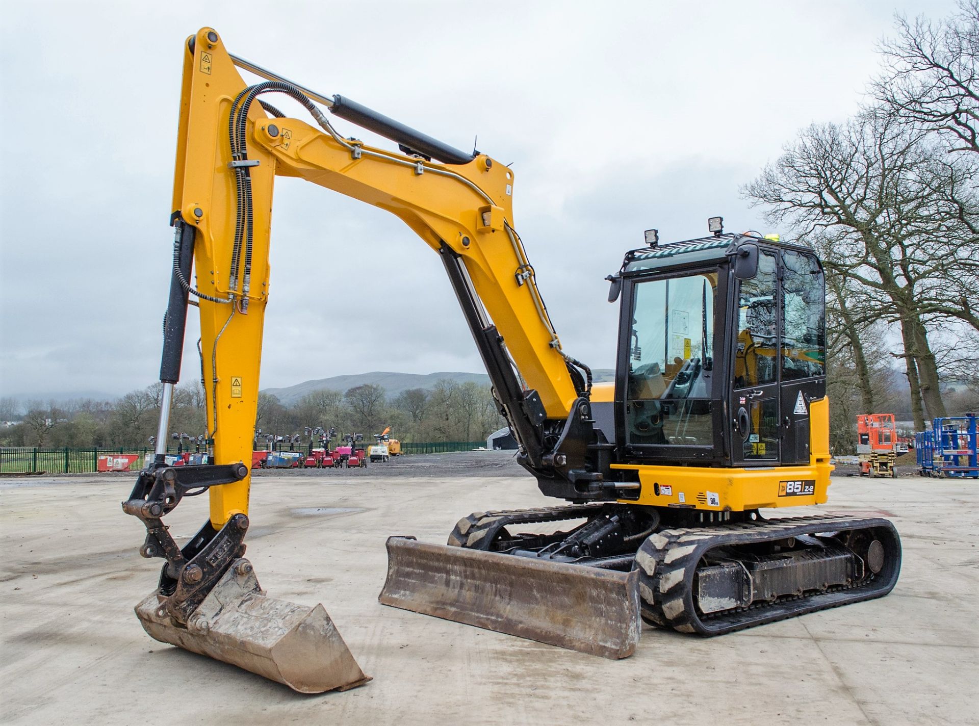 JCB 85 Z-2 Groundworker 8.5 tonne rubber tracked excavator Year: 2020 S/N: 2735672 Recorded Hours: