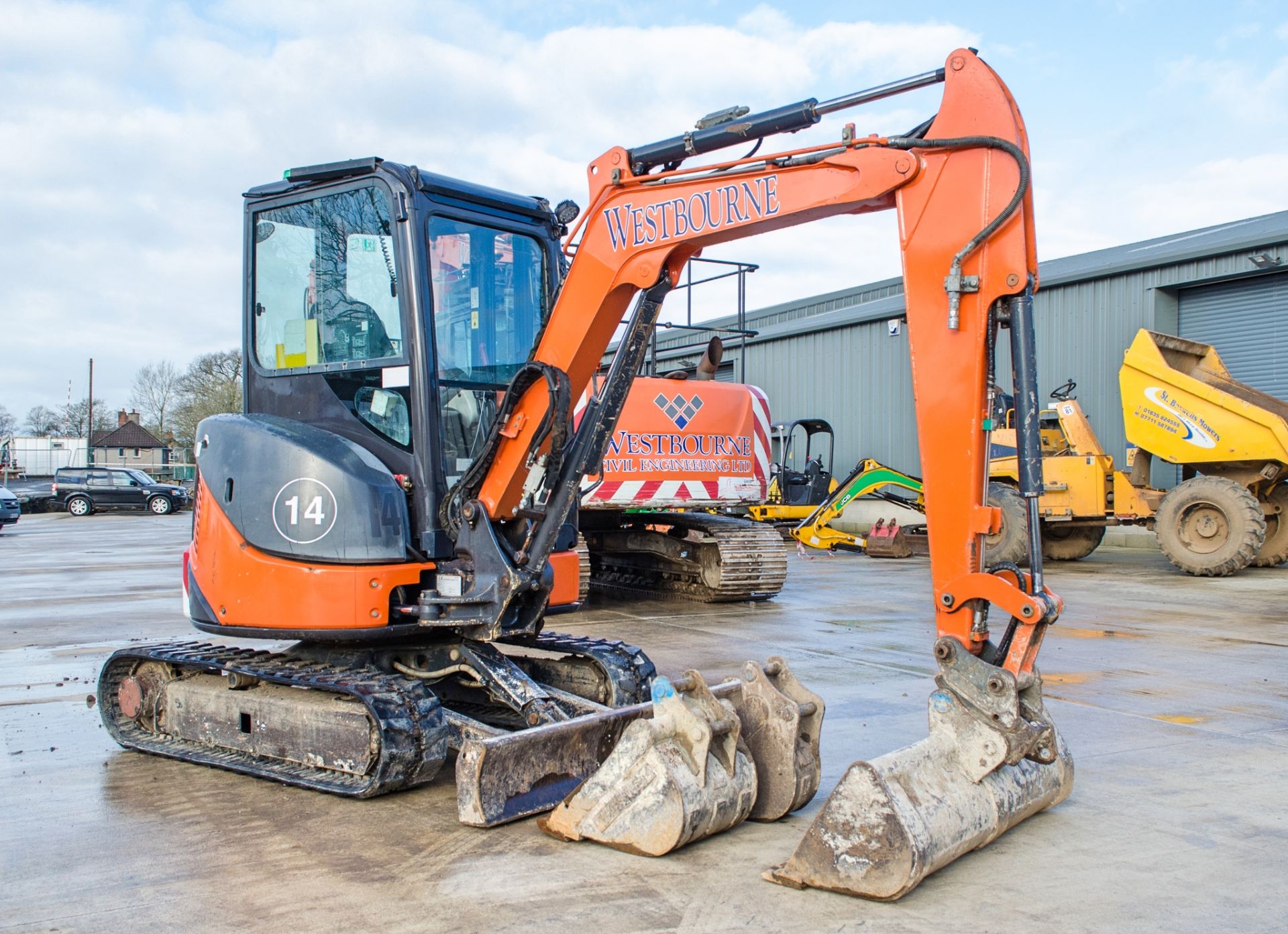 Hitachi ZX 29U-3 3 tonne rubber tracked mini excavator Year: 2013 S/N: 21228 Recorded hours: 5284 - Image 2 of 25