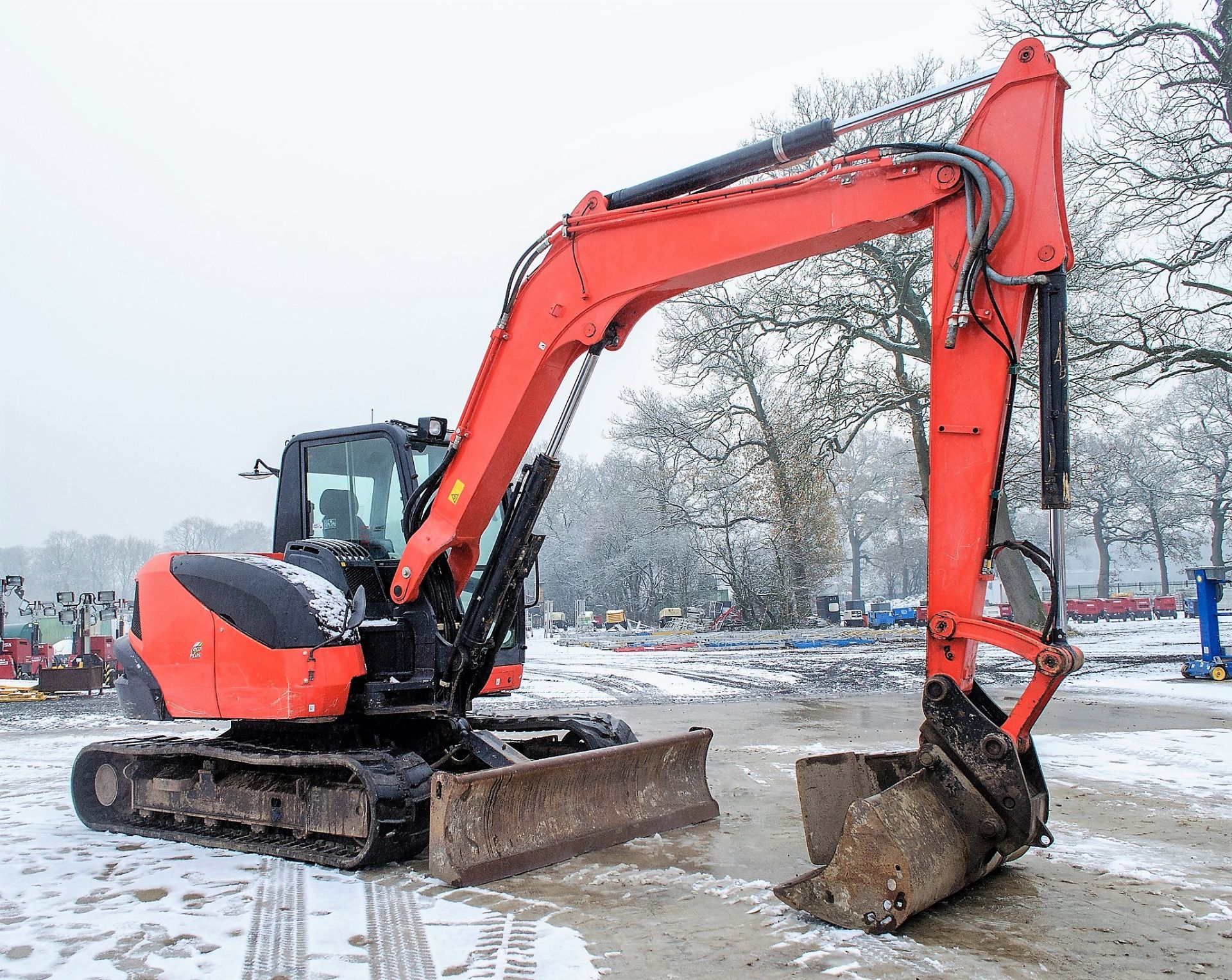 Kubota KX080-4 8 tonne rubber tracked excavator Year: 2017 S/N: 41938 Recorded Hours: 4021 blade, - Image 2 of 22