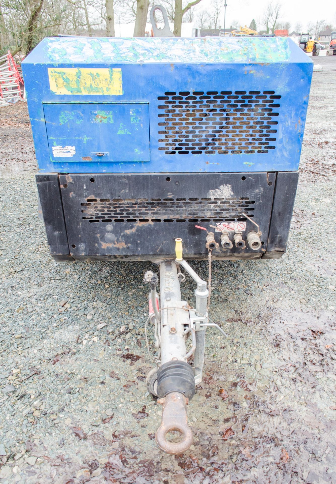 Ingersoll Rand 771 diesel driven fast tow mobile air compressor Year: 2007 S/N: 522016 Recorded - Image 3 of 6