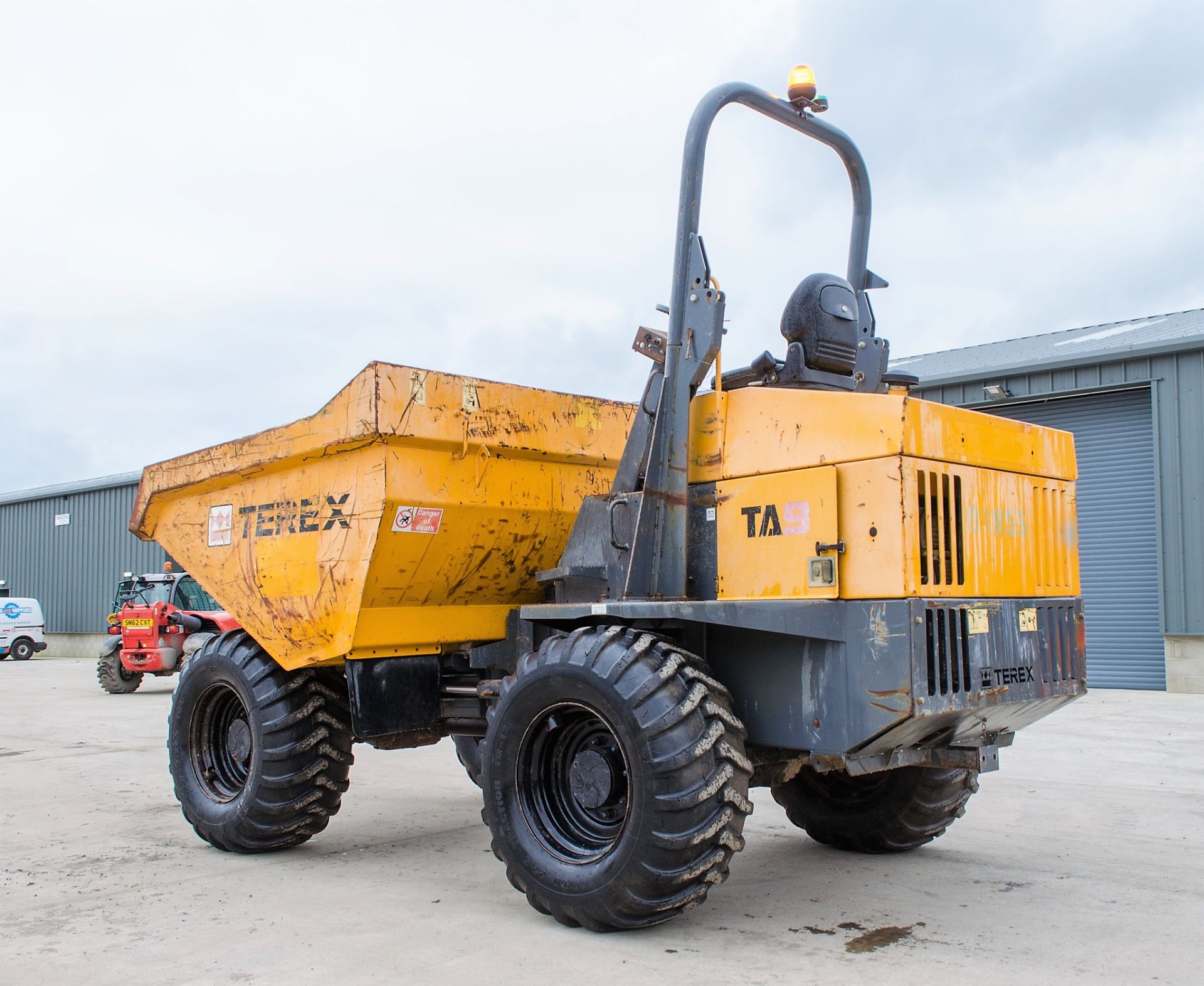 Terex 9 tonne straight skip dumper Year: 2014 S/N: EE5PK5550 Recorded Hours: Not displayed (Clock - Image 4 of 21