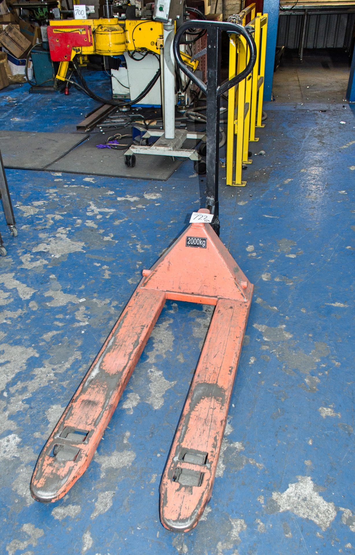 Hand hydraulic pallet truck