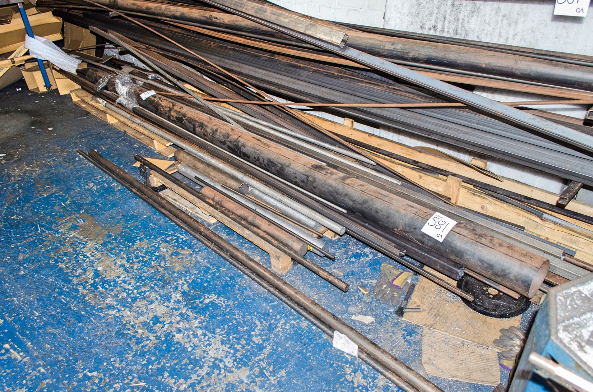 Quantity of steel and aluminium stocks as photographed - Image 2 of 2