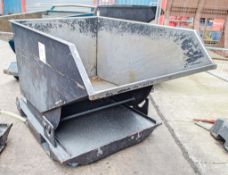 Steel tipping skip