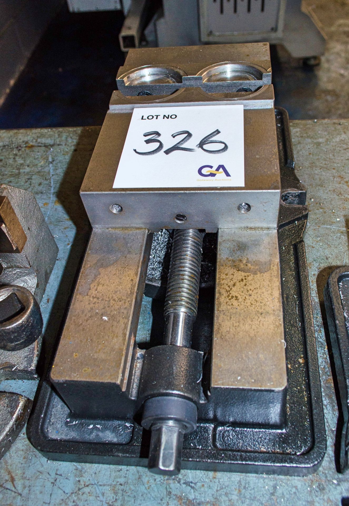 150mm machine vice