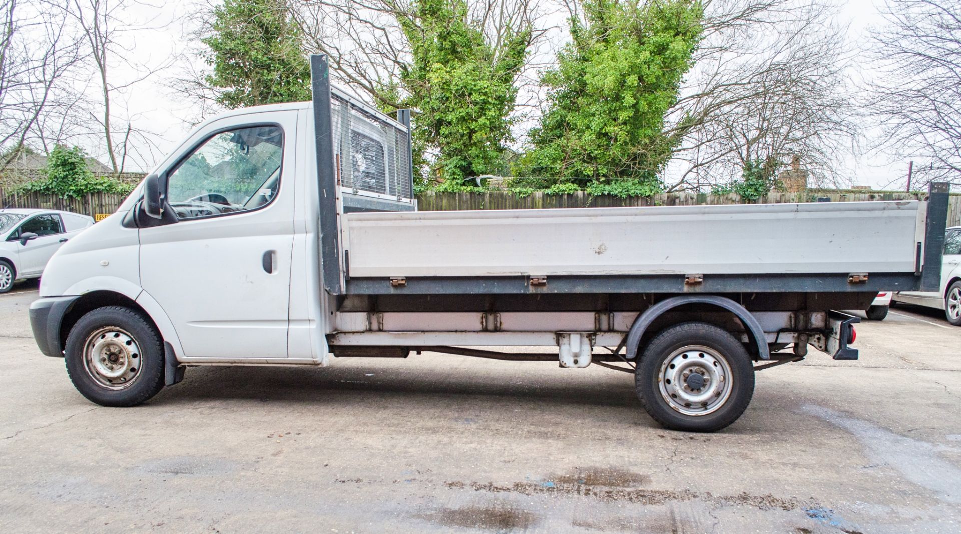 LDV Maxus 3.5T 95 2.5 diesel LWB dropside flat bed Reg. No: LJ57 NLG Date of Reg: 18/01/2008 - Image 7 of 26