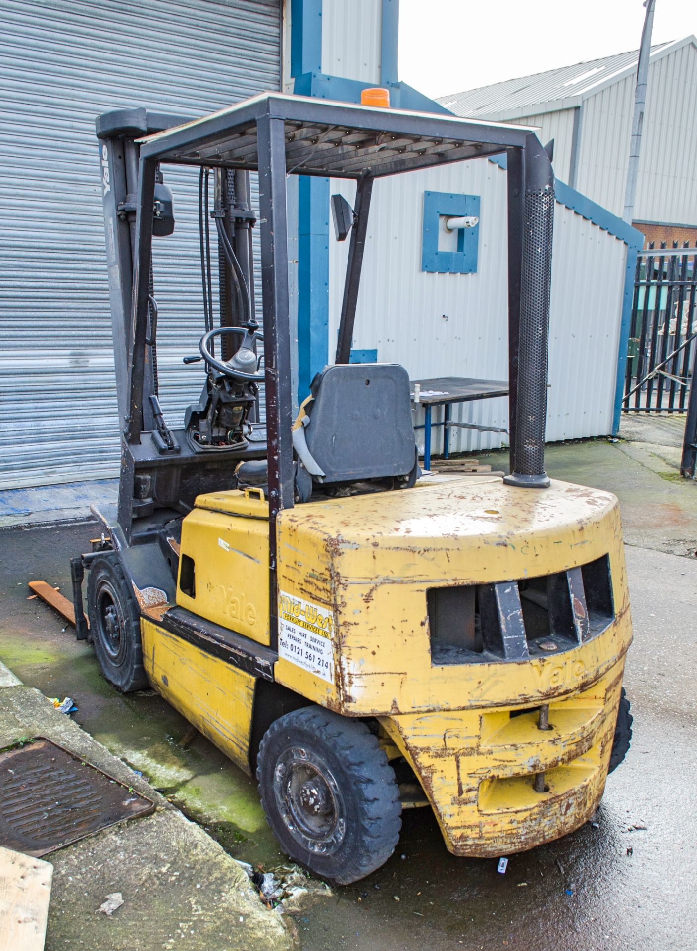 Yale GDP 25 TF 2.5 tonne diesel driven forklift truck S/N: E177B104 63T ** Suspected starter motor - Image 2 of 15