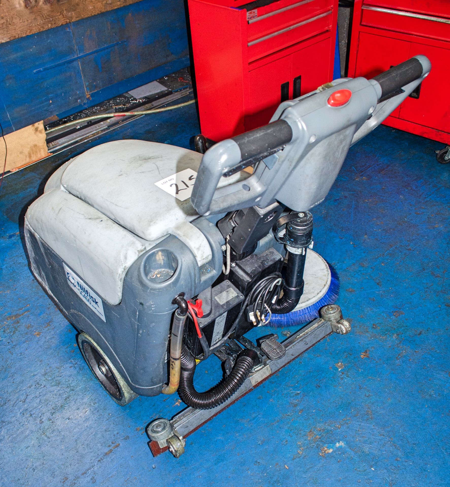 Nilfisk SC400 floor scrubber - Image 2 of 2