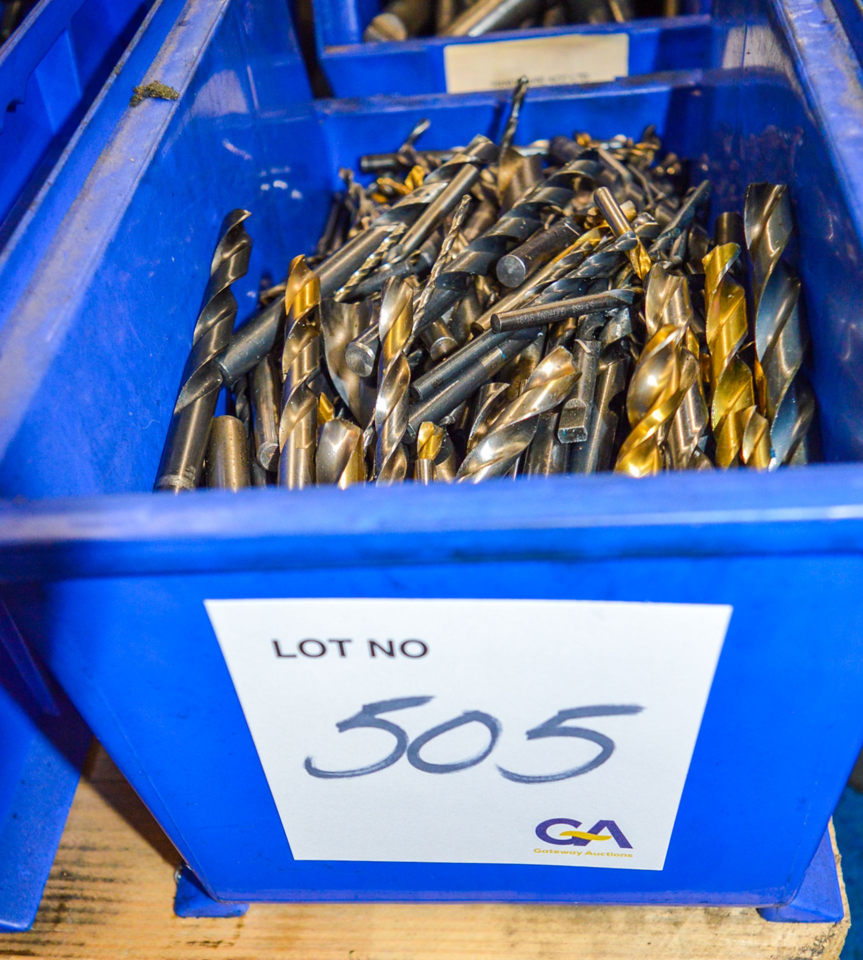 Quantity of straight shank drills as photographed