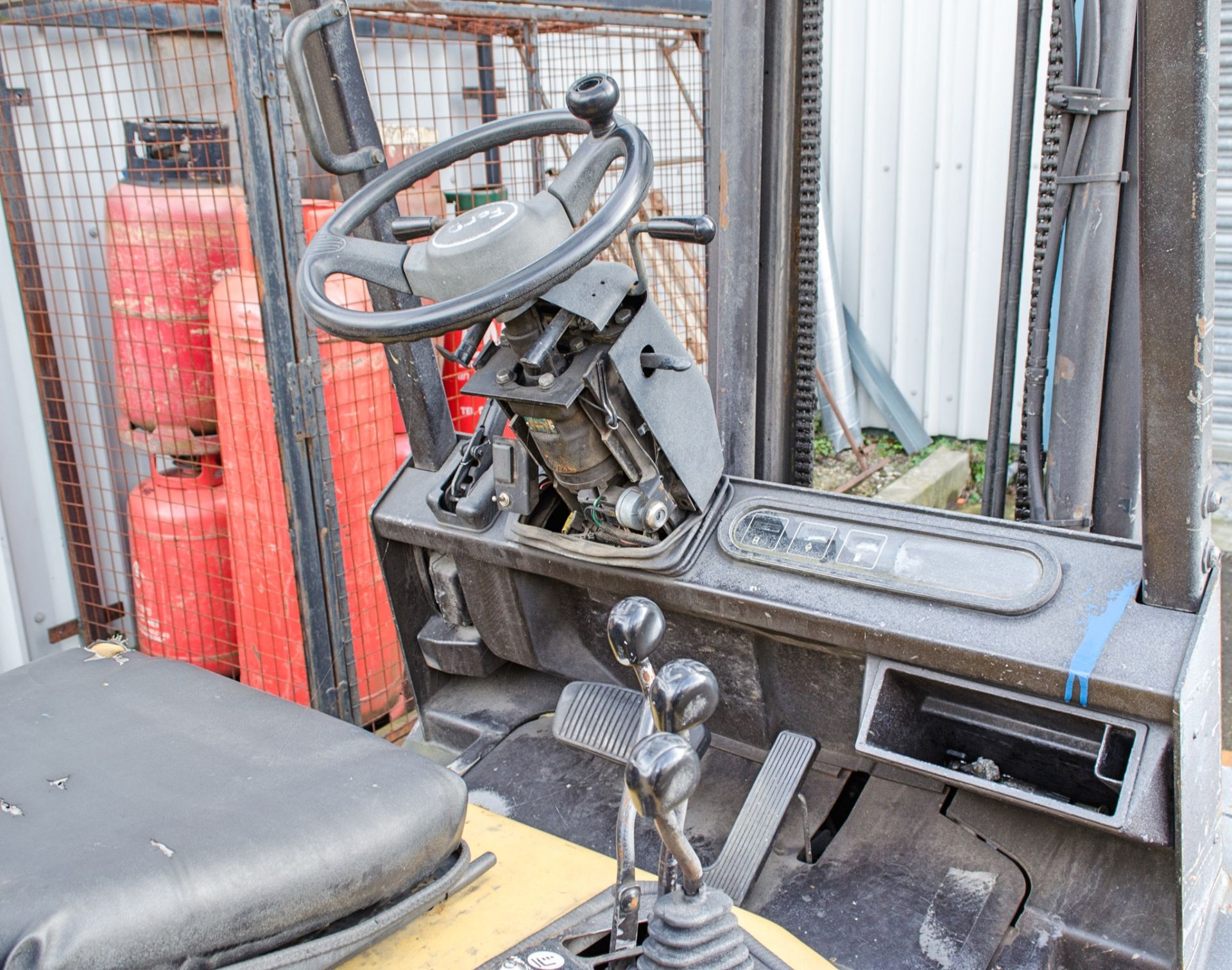 Yale GDP 25 TF 2.5 tonne diesel driven forklift truck S/N: E177B104 63T ** Suspected starter motor - Image 9 of 15