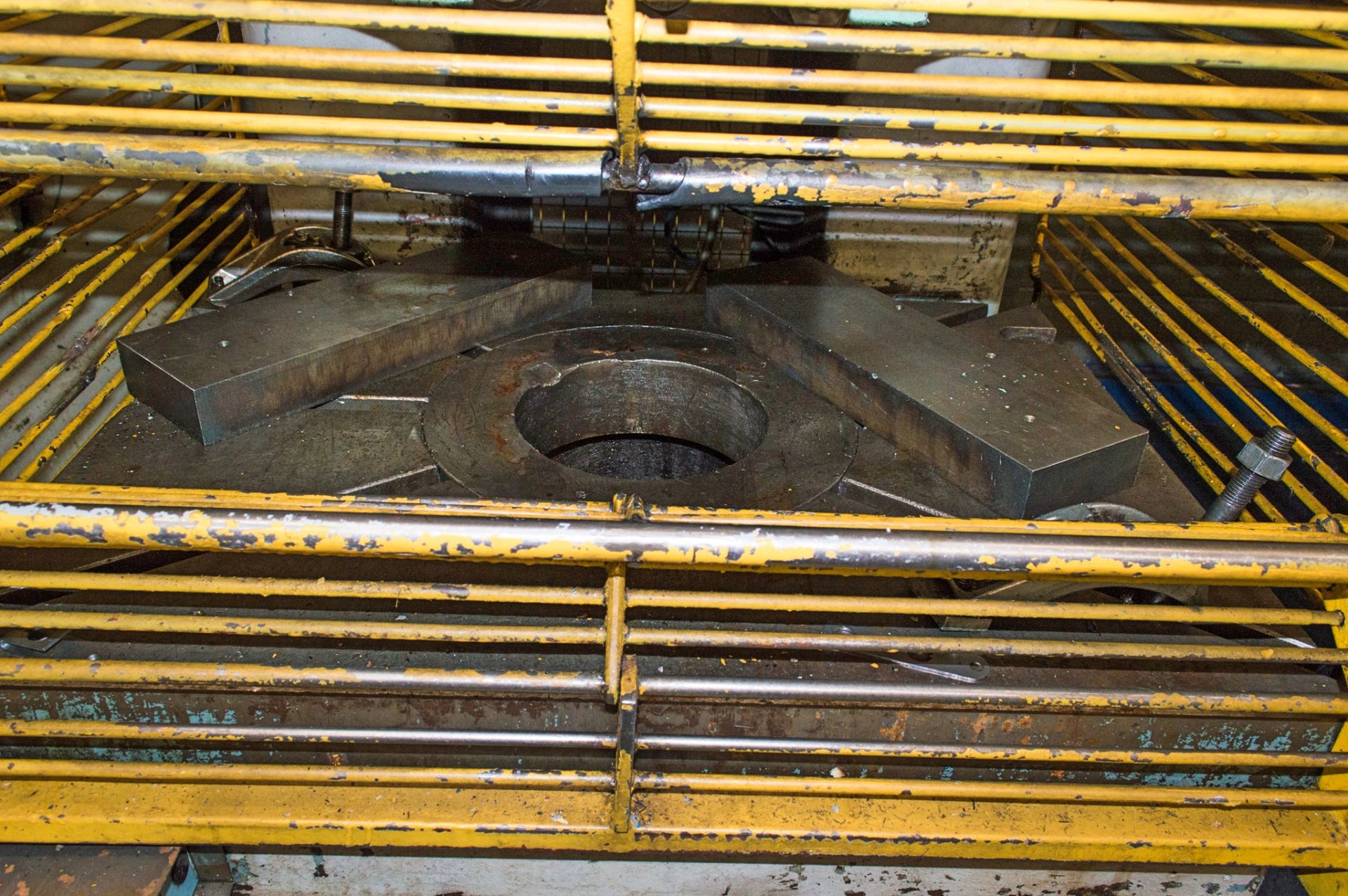 A.E. OP100 open fronted 100 tonne key clutch mechanical power press S/N: 16590 c/w steel guard - Image 3 of 5