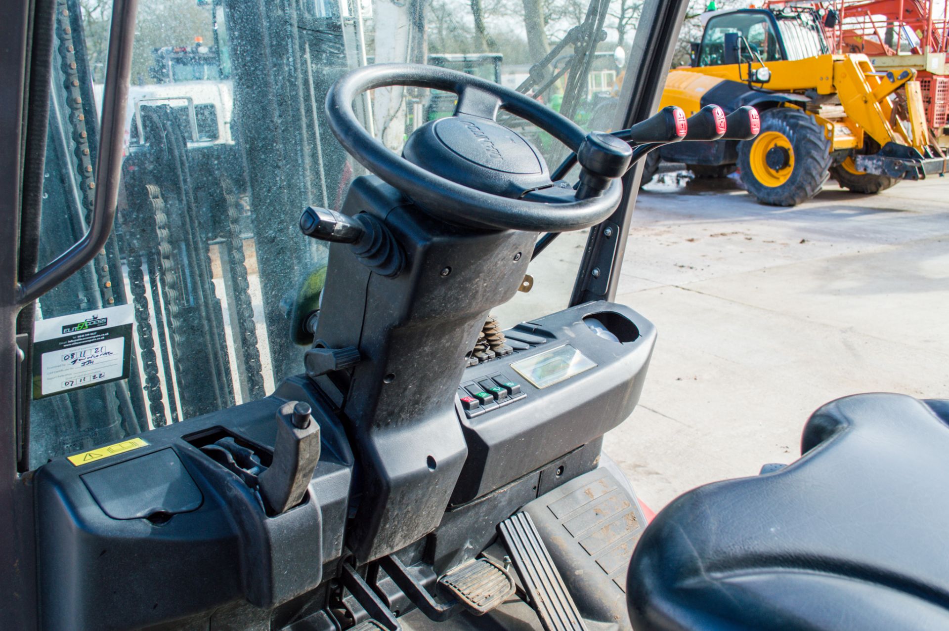 Manitou  MI 30D 3 tonne diesel fork lift truck Year: 2020 S/N: 877312 Recorded Hours: 358 - Image 16 of 18