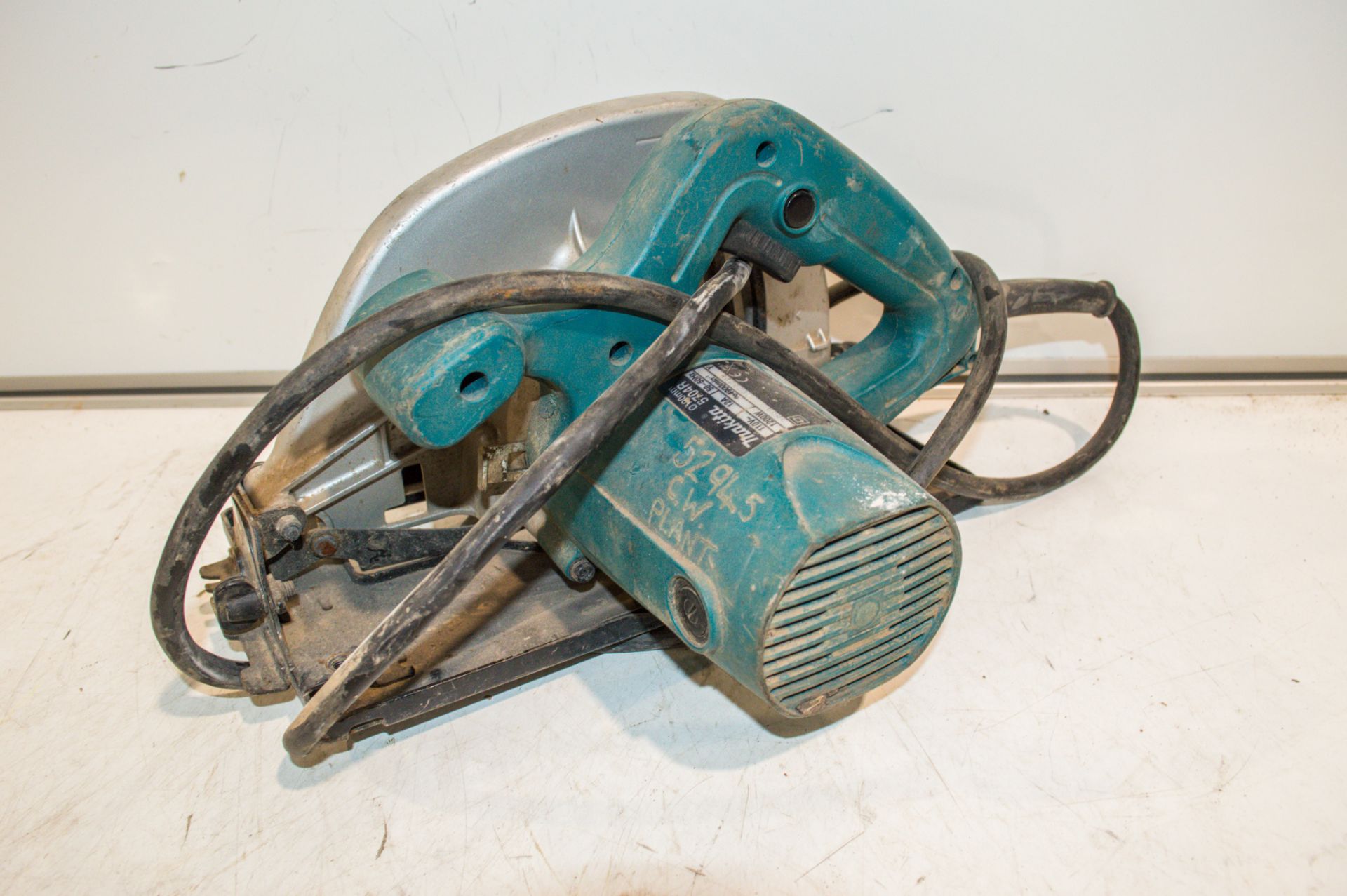 Makita 110v 190mm circular saw ** Cord cut & parts missing ** CW52945 - Image 2 of 2