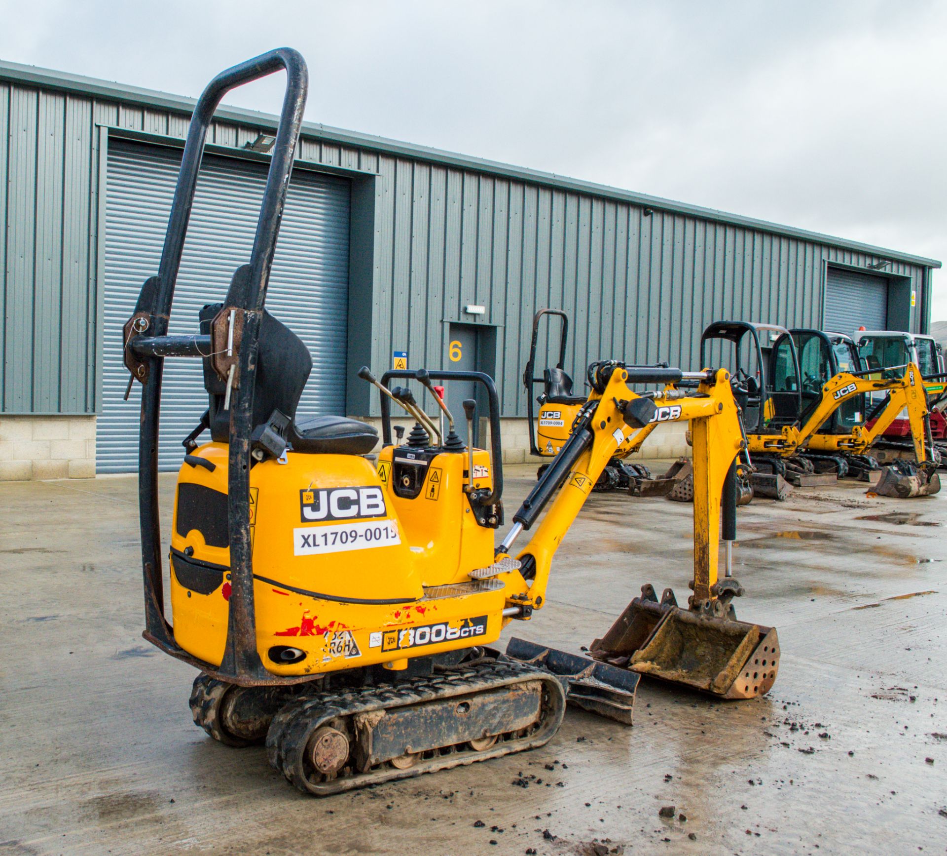 JCB 8008 CTS 0.8 tonne rubber tracked micro excavator Year: 2017 S/N: 1930483 Recorded Hours: 993 - Image 3 of 18