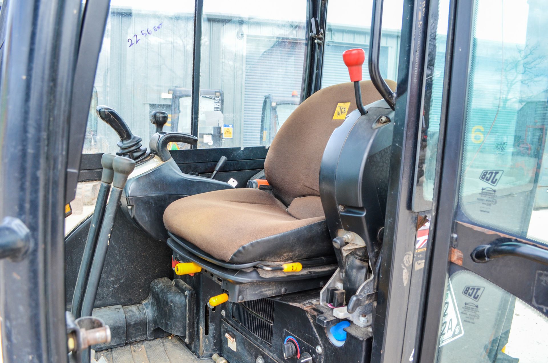 JCB 8025 2.8 tonne rubber tracked mini excavator - Image 19 of 21