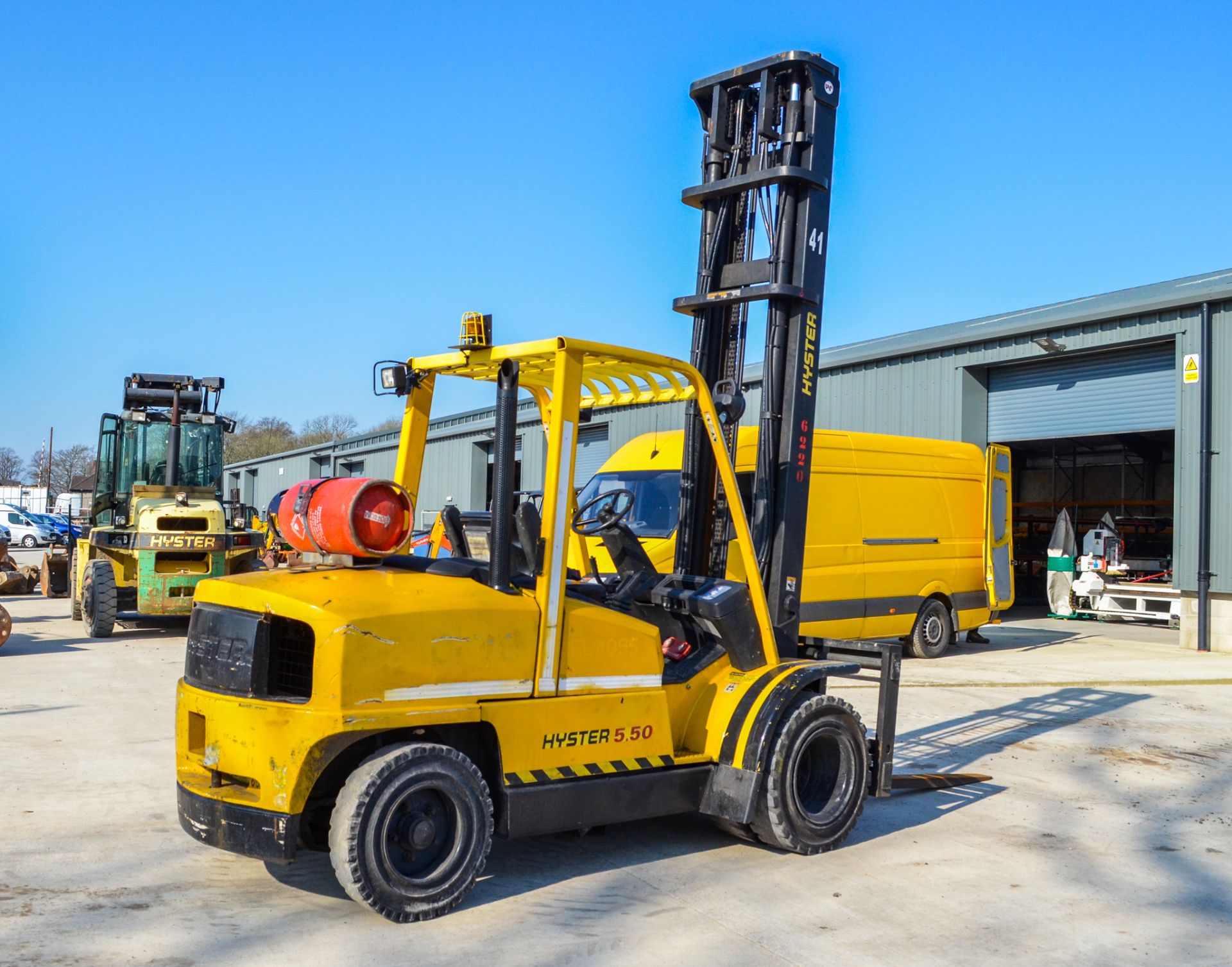 Hyster H5.50XM gas powered 5 tonne forklift truck Year: 2006 S/N: 4462D Recorded hours: 4583 - Image 2 of 14