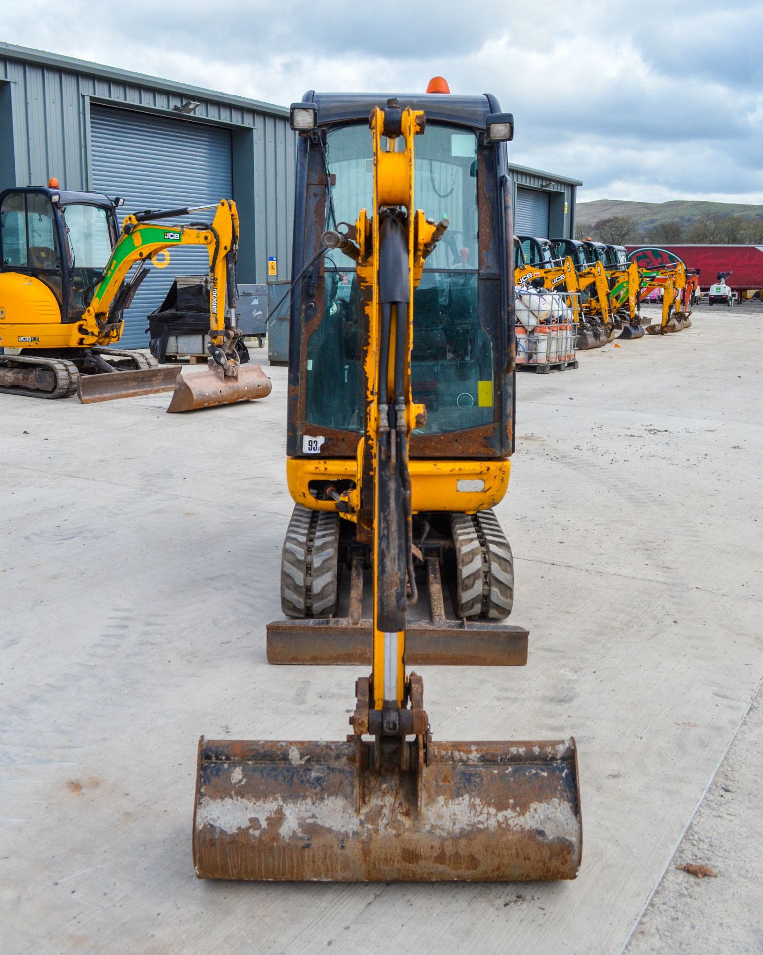 JCB 801.6 1.5 tonne rubber tracked mini excavator Year: 2014 S/N: 2071650 Recorded hours: 2150 - Image 5 of 19