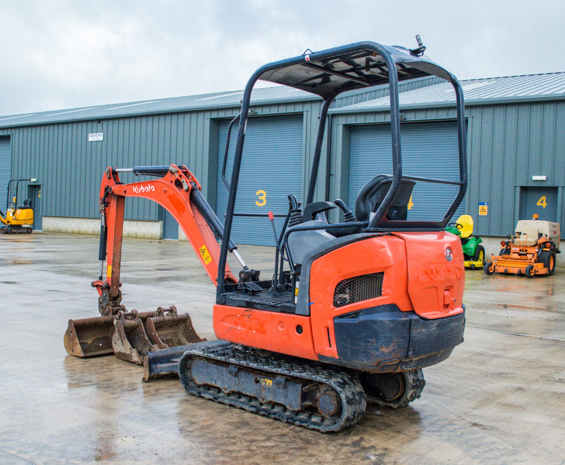 Kubota KX015-4 1.5 tonne rubber tracked mini excavator Year: 2016 S/N: 60177 Recorded Hours: 1870 - Image 4 of 18