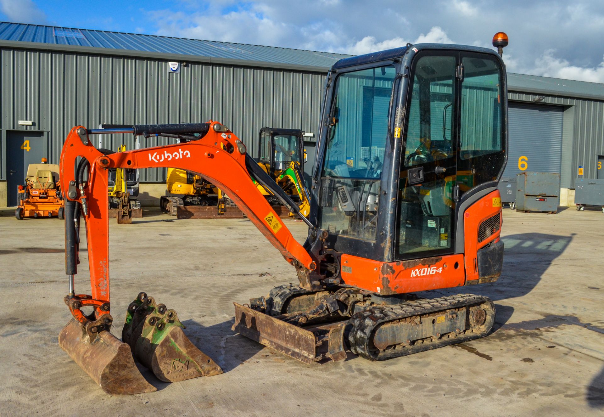 Kubota KX016-4 1.6 tonne rubber tracked mini excavator Year: 2015 S/N: 58685 Recorded Hours: 1714