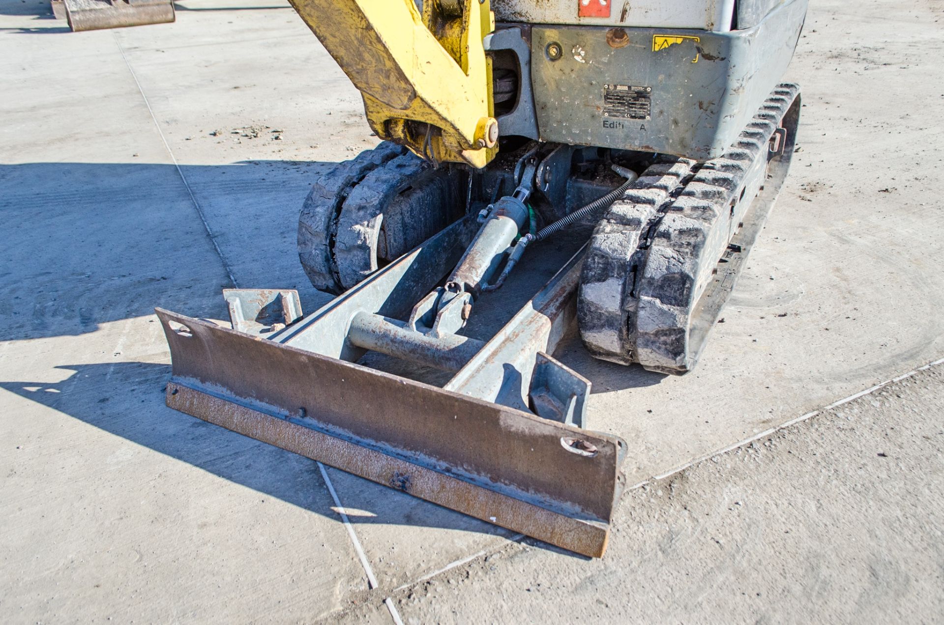 Wacker Neuson EZ17 1.6 tonne rubber tracked mini excavator Year: 2018 S/N: PAL032220 Recorded Hours: - Image 11 of 21