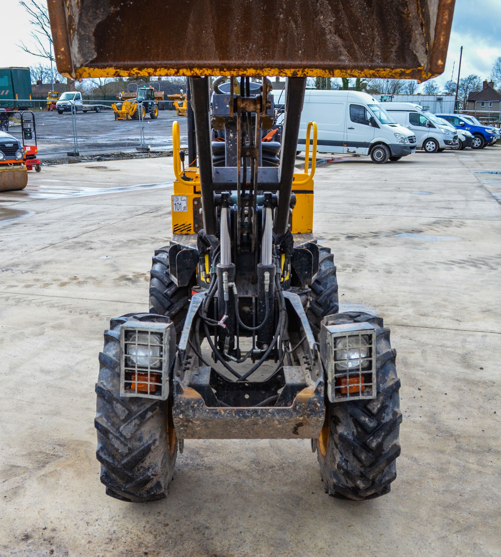 JCB 1THT 1 tonne high tip dumper Year: 2016 S/N: 3328 Recorded hours: 169 A727424 - Image 14 of 19