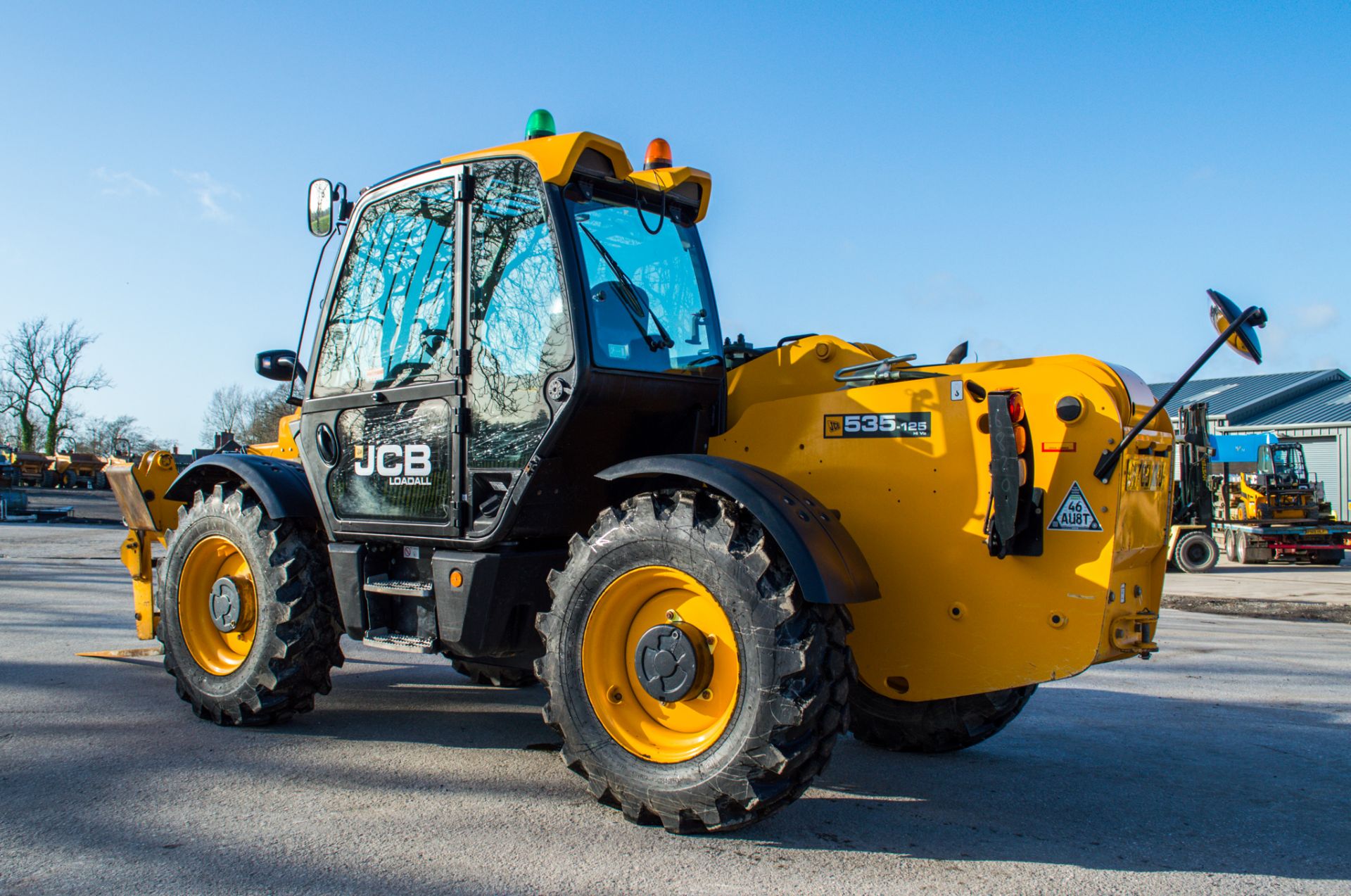 JCB 535-125 Hi-Viz 12.5 metre telescopic handler Year: 2018 S/N: 29594 Recorded Hours: 4471 MT68XKU - Image 3 of 22